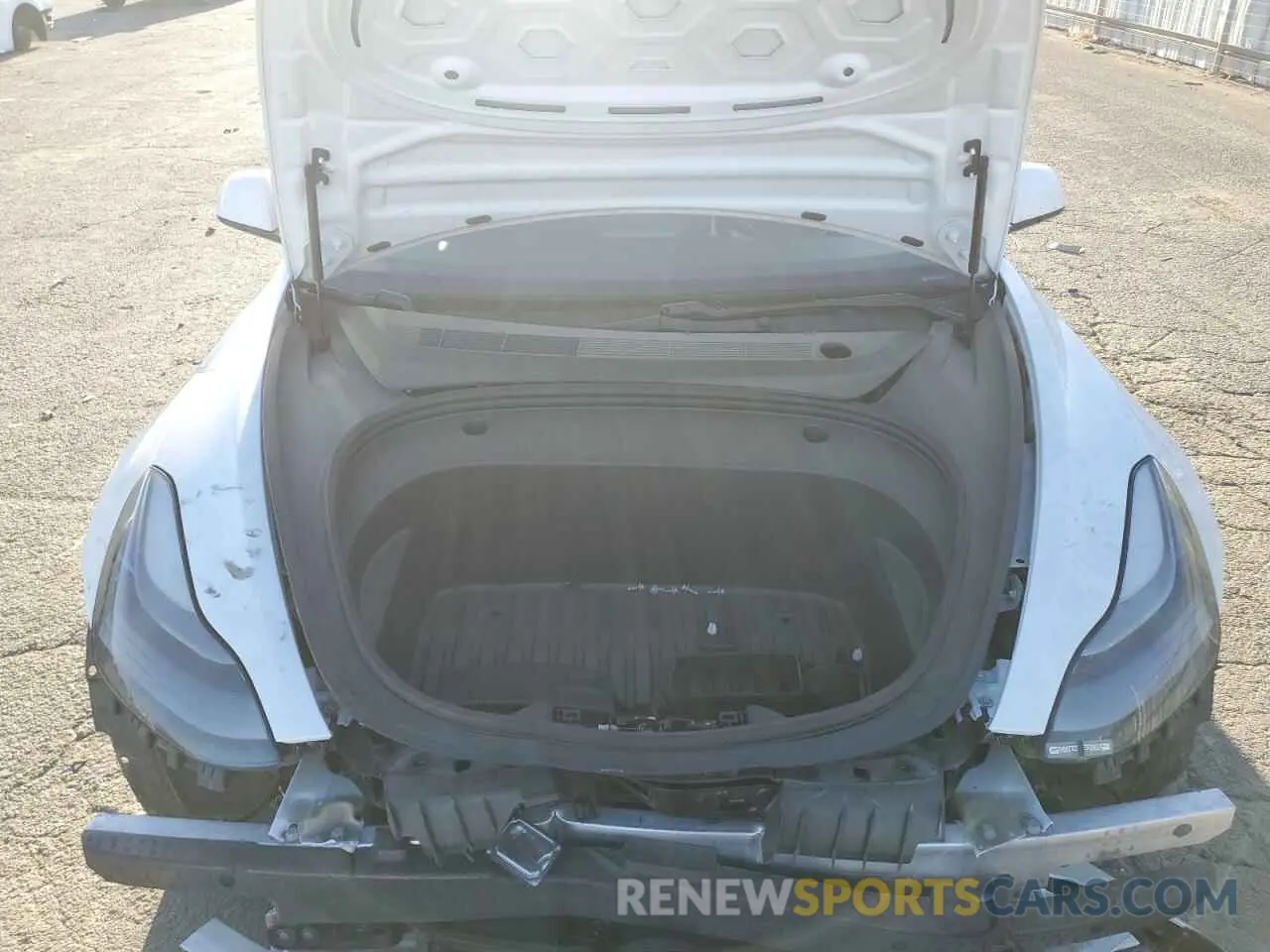 11 Photograph of a damaged car 5YJ3E1EC9MF875334 TESLA MODEL 3 2021