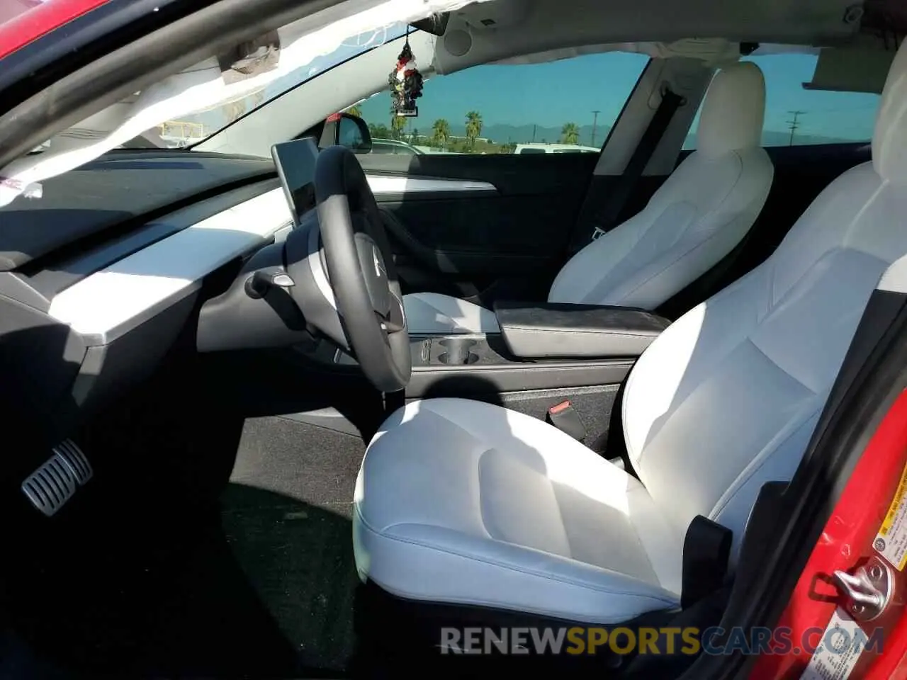 7 Photograph of a damaged car 5YJ3E1ECXMF000876 TESLA MODEL 3 2021