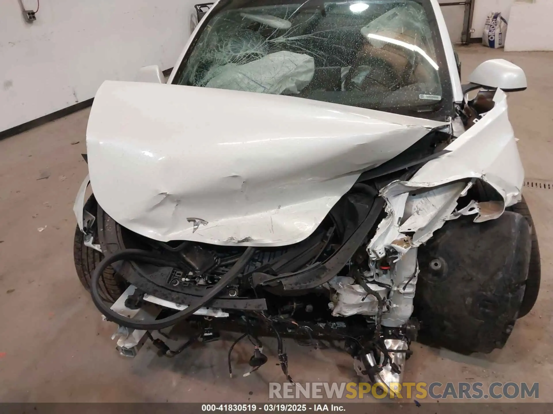 10 Photograph of a damaged car 5YJ3E1ECXMF991836 TESLA MODEL 3 2021