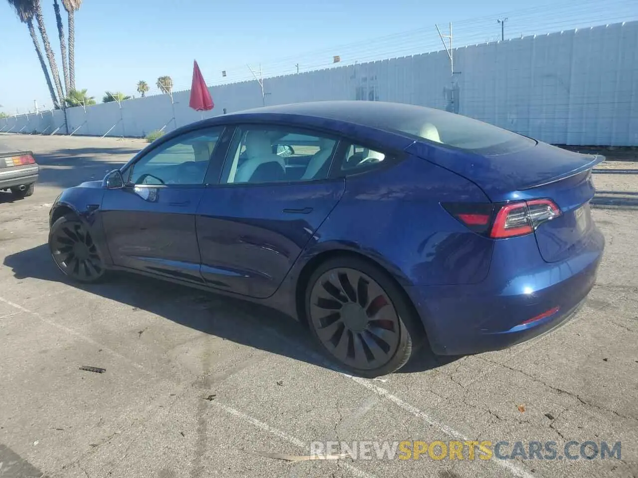 2 Photograph of a damaged car 5YJ3E1ECXMF995613 TESLA MODEL 3 2021