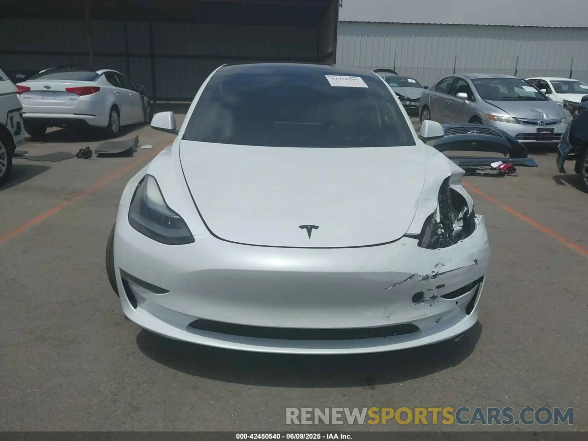 12 Фотография поврежденного автомобиля 5YJ3E1EA0NF102851 TESLA MODEL 3 2022