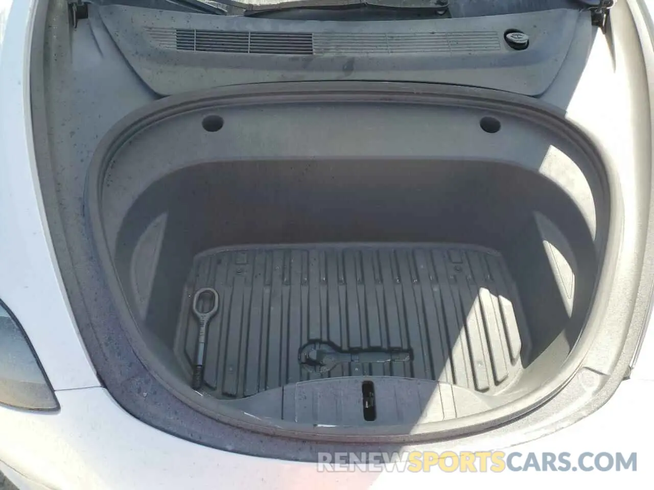 11 Photograph of a damaged car 5YJ3E1EA0NF108956 TESLA MODEL 3 2022