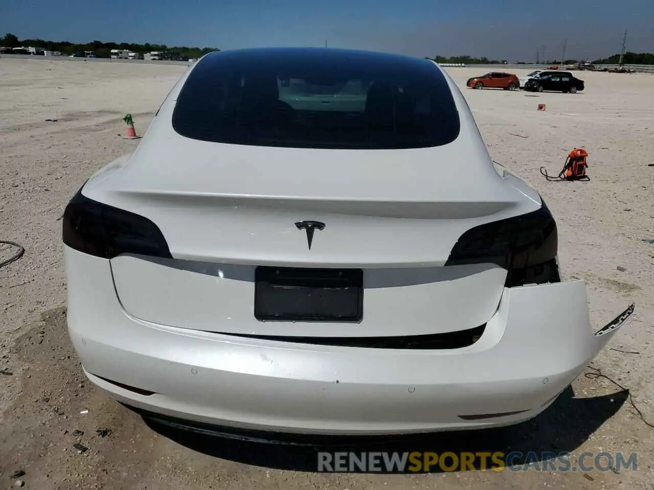 6 Photograph of a damaged car 5YJ3E1EA0NF108956 TESLA MODEL 3 2022