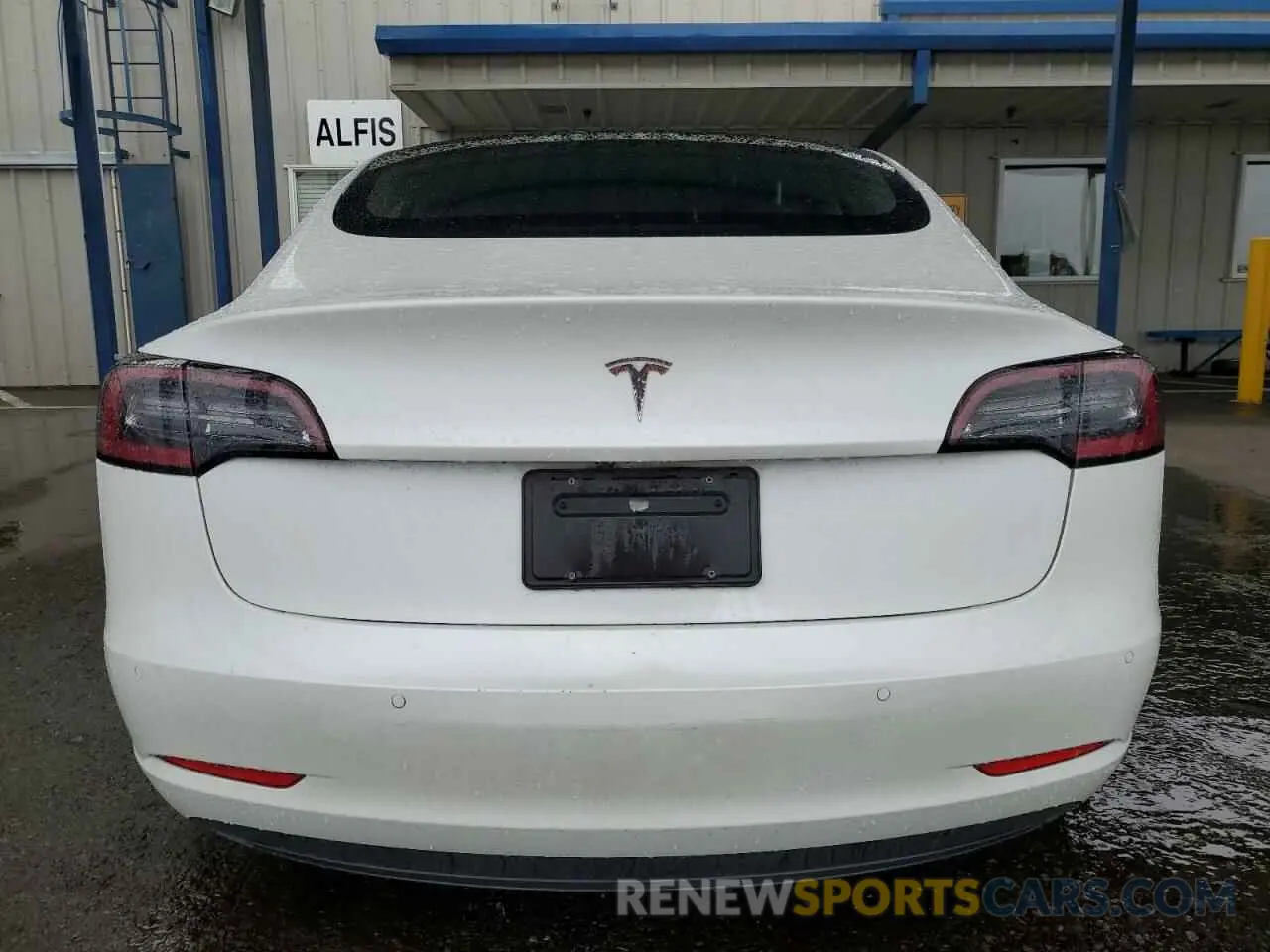 6 Photograph of a damaged car 5YJ3E1EA0NF145537 TESLA MODEL 3 2022