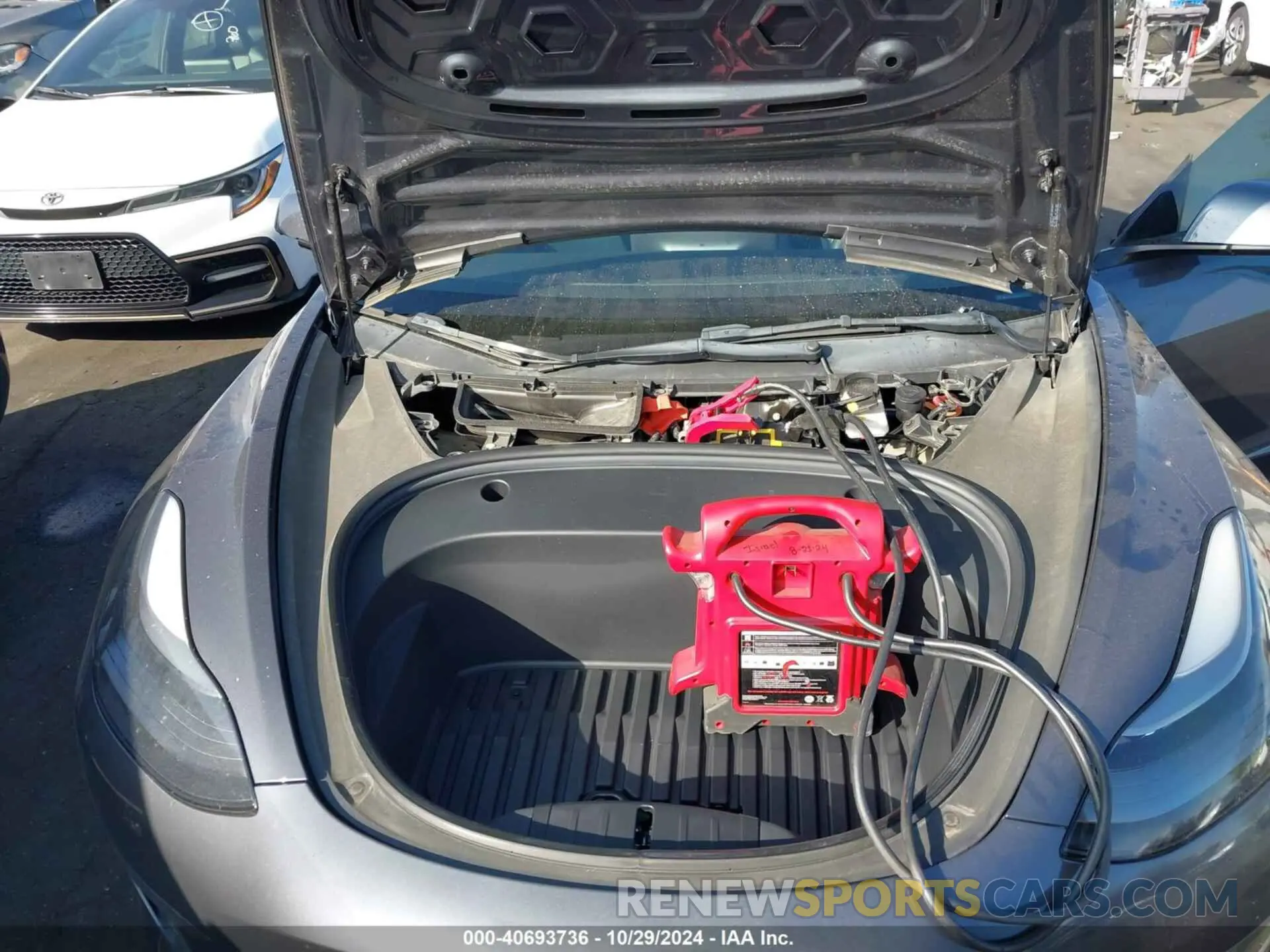10 Photograph of a damaged car 5YJ3E1EA0NF147742 TESLA MODEL 3 2022