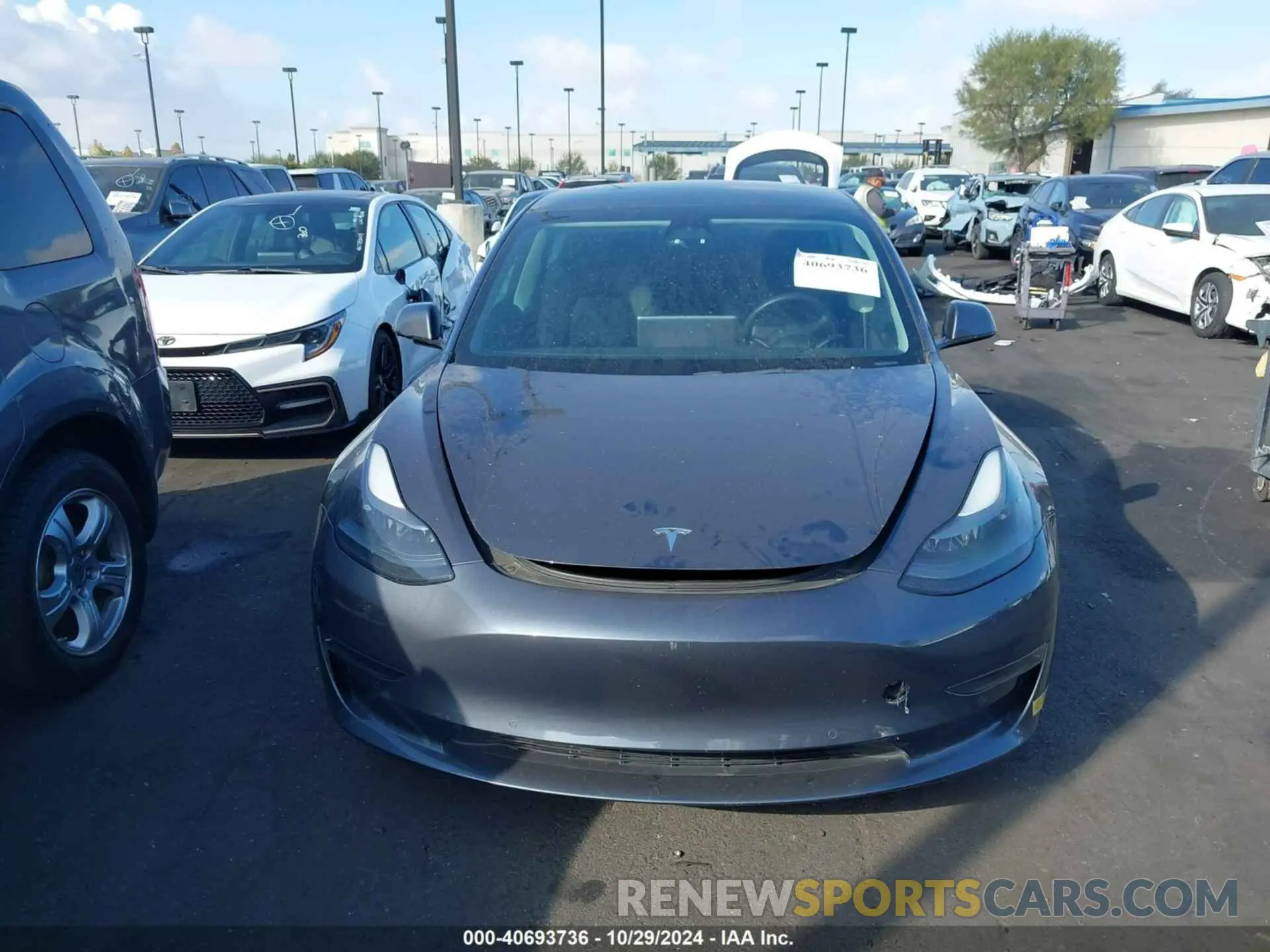 12 Photograph of a damaged car 5YJ3E1EA0NF147742 TESLA MODEL 3 2022