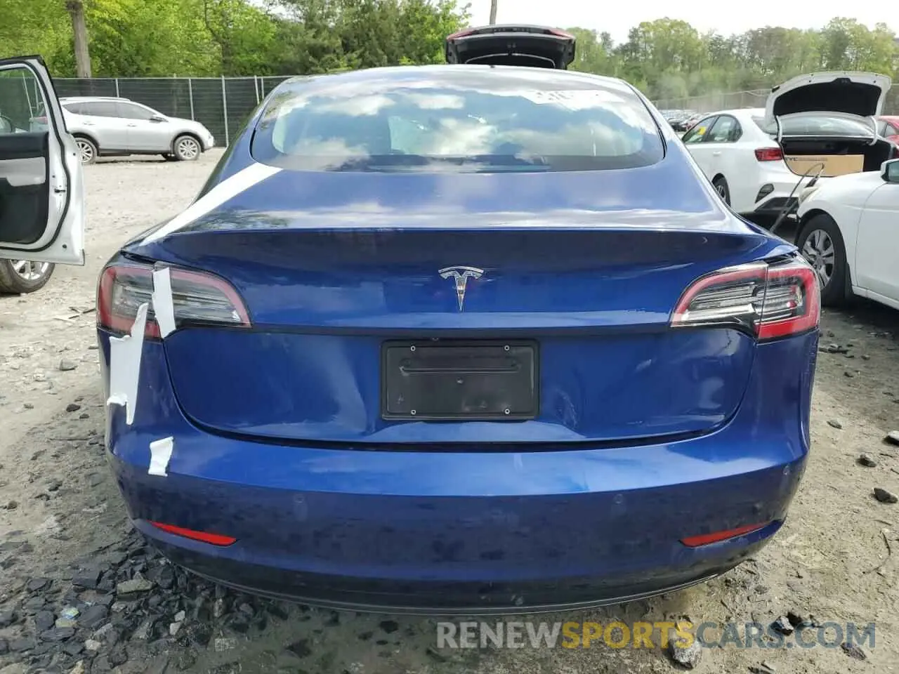 6 Photograph of a damaged car 5YJ3E1EA0NF184984 TESLA MODEL 3 2022