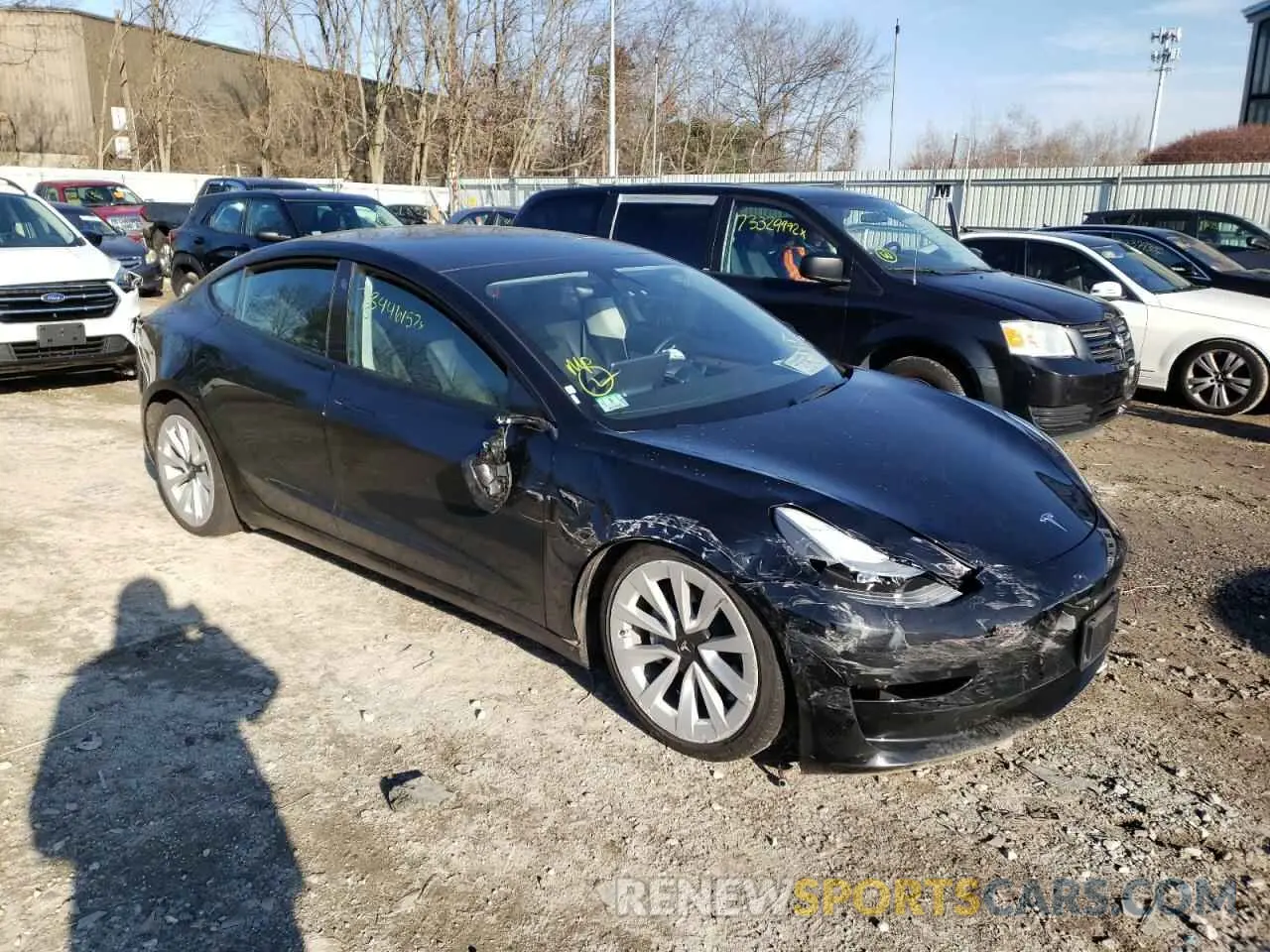 4 Photograph of a damaged car 5YJ3E1EA0NF186301 TESLA MODEL 3 2022