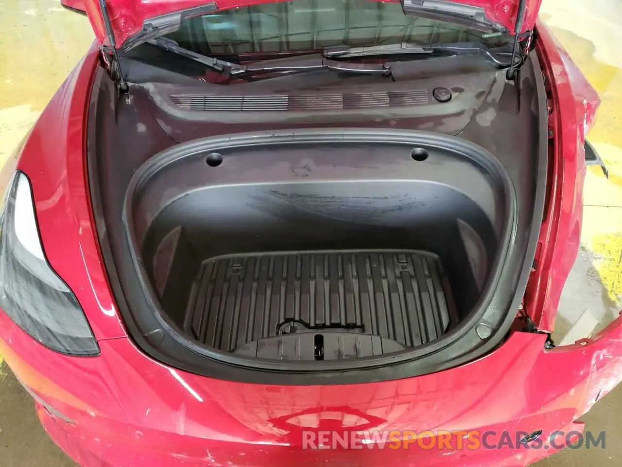 11 Photograph of a damaged car 5YJ3E1EA0NF304427 TESLA MODEL 3 2022