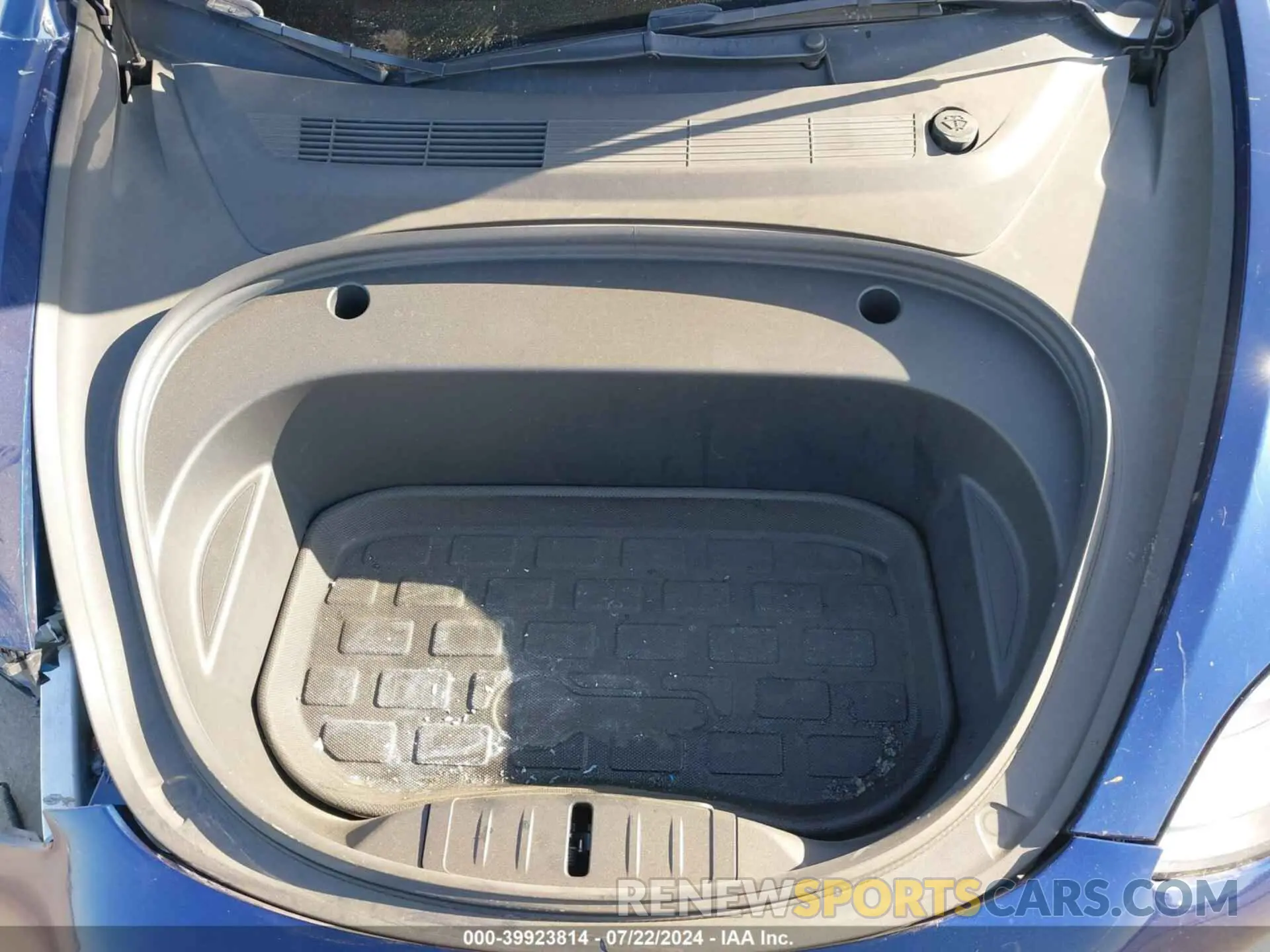 10 Photograph of a damaged car 5YJ3E1EA0NF338643 TESLA MODEL 3 2022