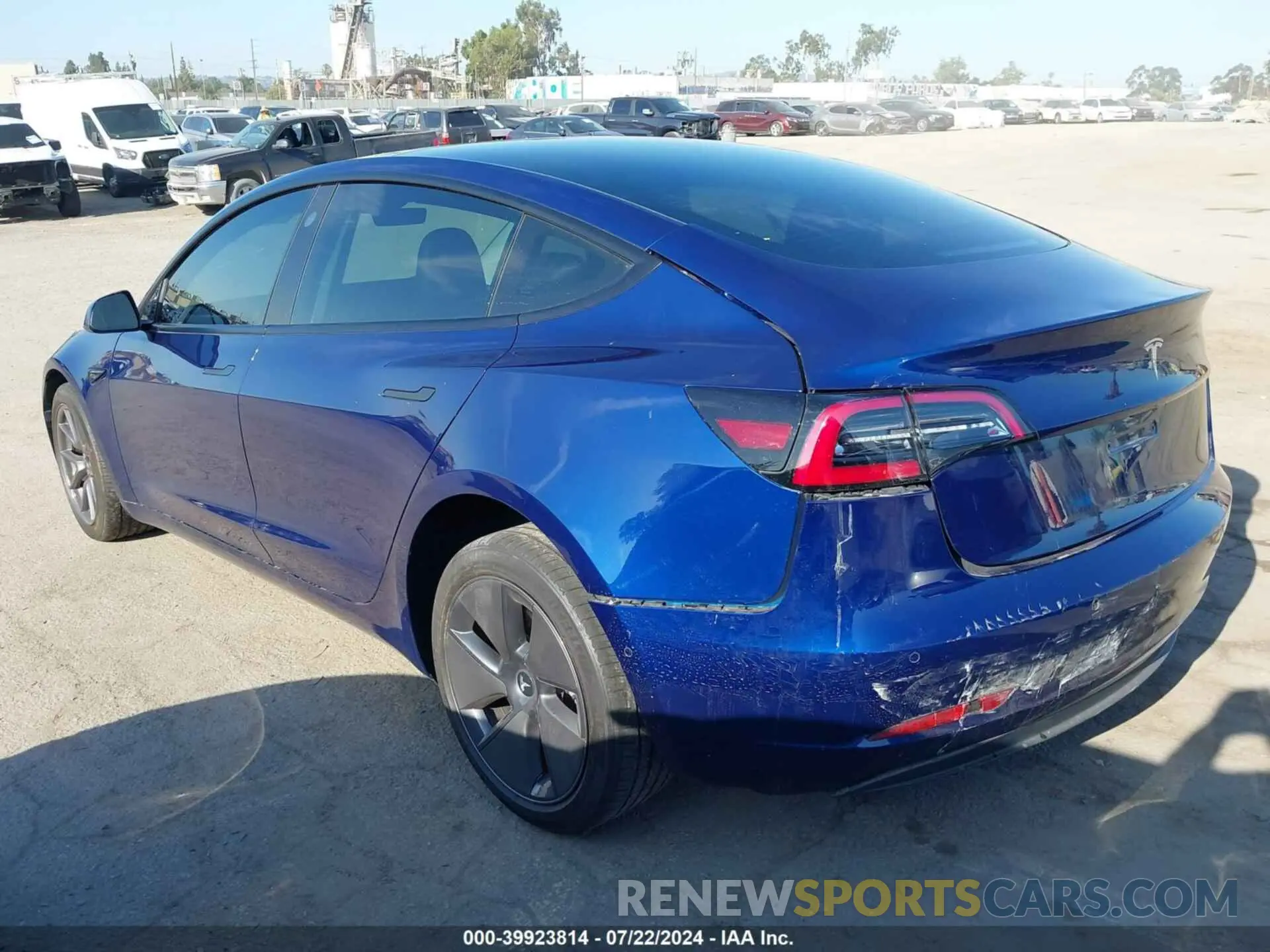3 Photograph of a damaged car 5YJ3E1EA0NF338643 TESLA MODEL 3 2022