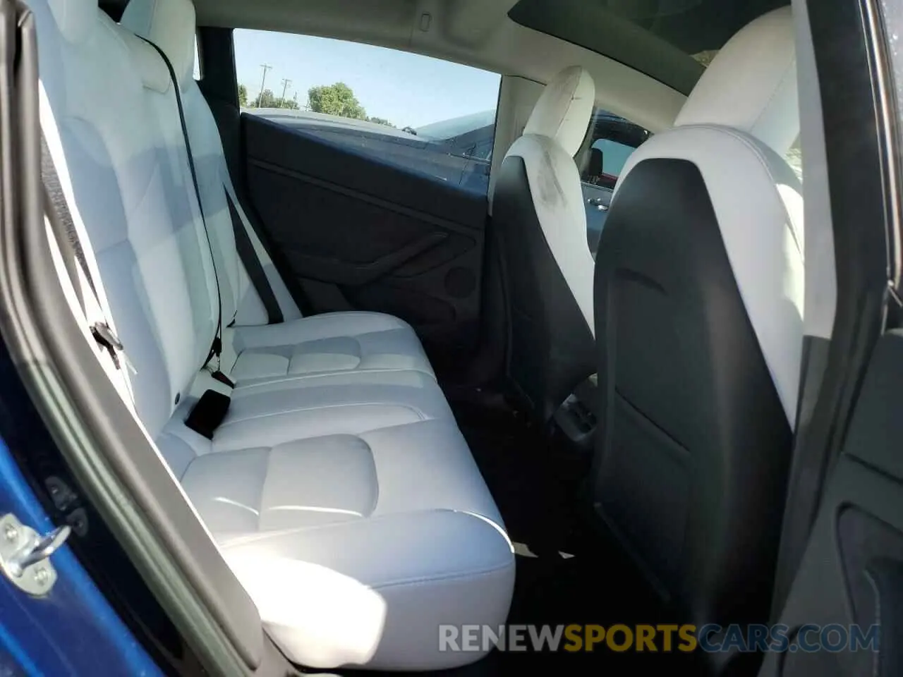 10 Фотография поврежденного автомобиля 5YJ3E1EA0NF361050 TESLA MODEL 3 2022