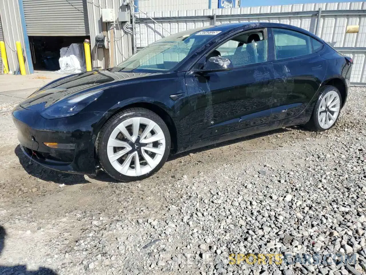 1 Photograph of a damaged car 5YJ3E1EA0NF369679 TESLA MODEL 3 2022