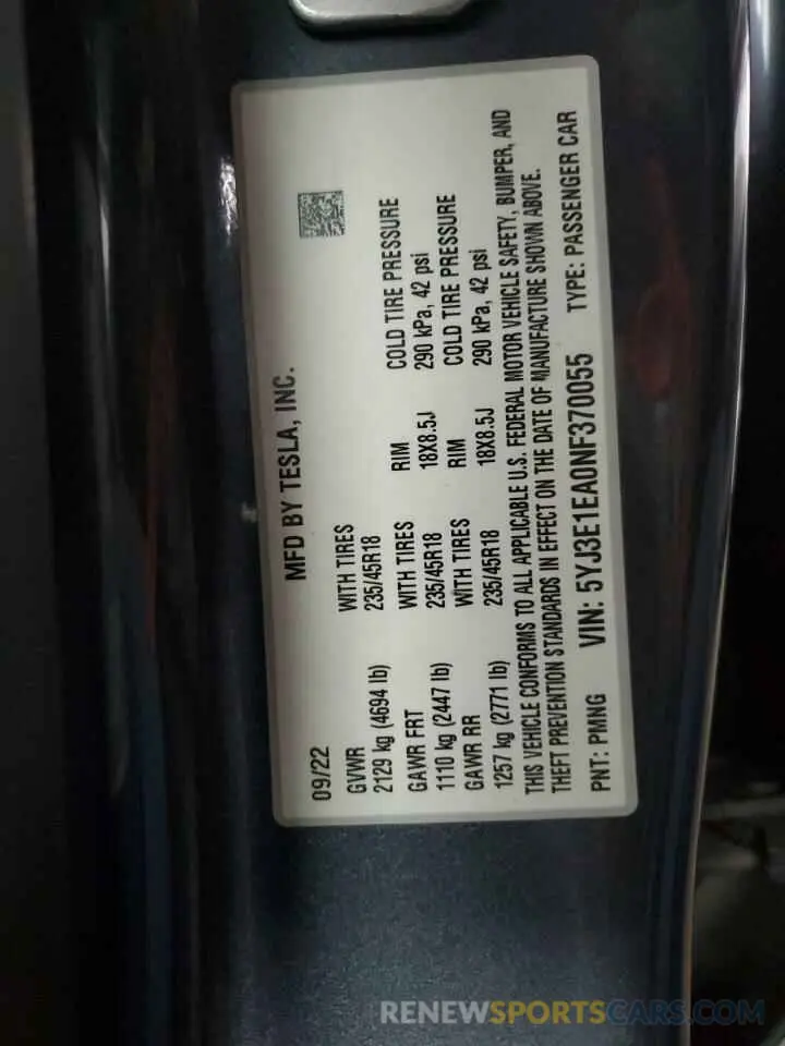 12 Photograph of a damaged car 5YJ3E1EA0NF370055 TESLA MODEL 3 2022