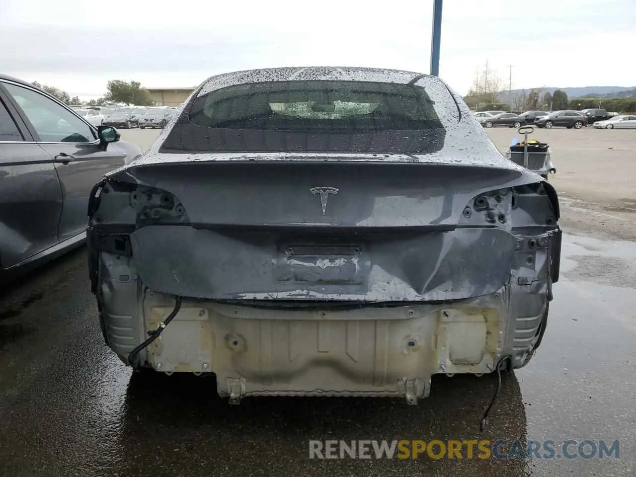 6 Photograph of a damaged car 5YJ3E1EA0NF370055 TESLA MODEL 3 2022