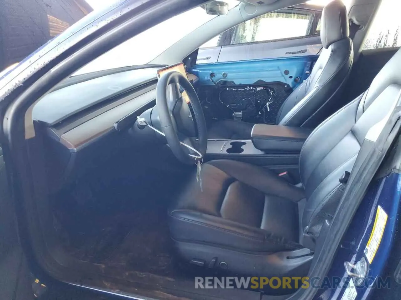 7 Photograph of a damaged car 5YJ3E1EA0NF370069 TESLA MODEL 3 2022