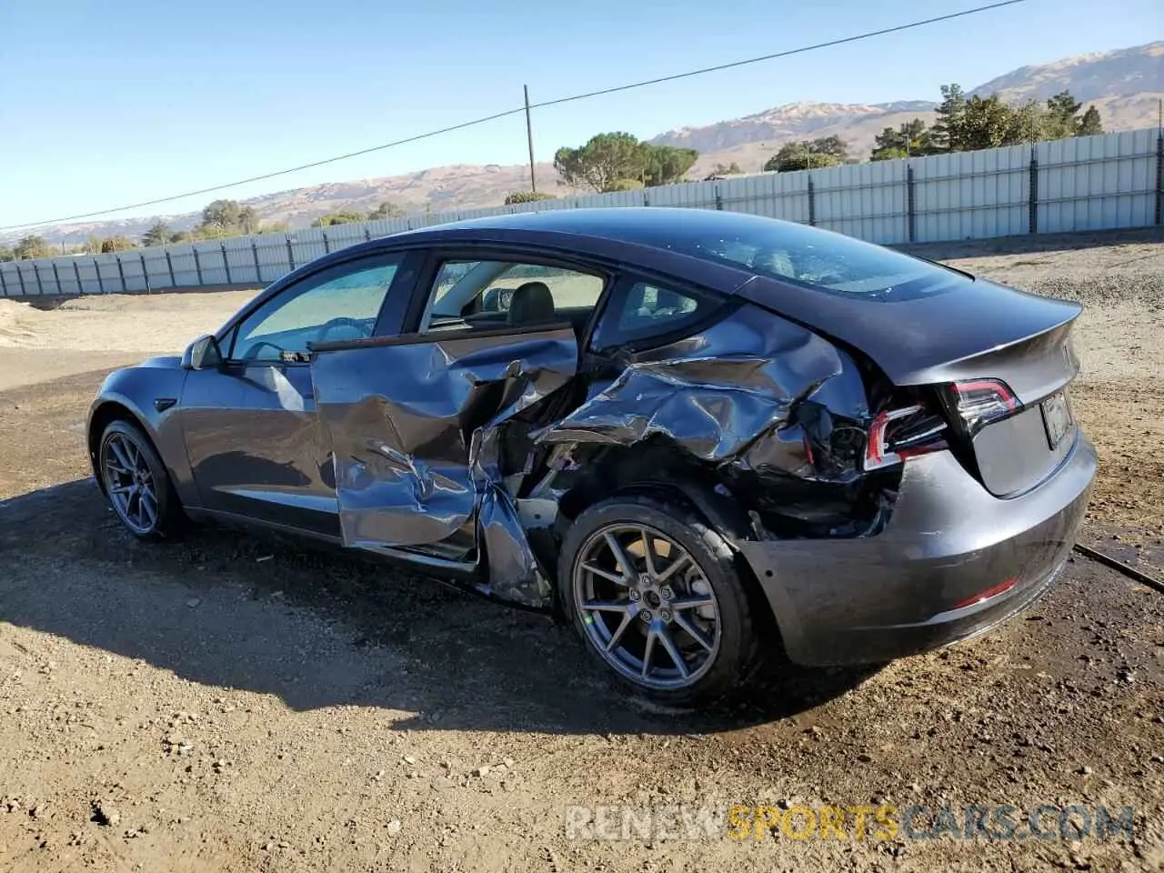 2 Фотография поврежденного автомобиля 5YJ3E1EA0NF370685 TESLA MODEL 3 2022