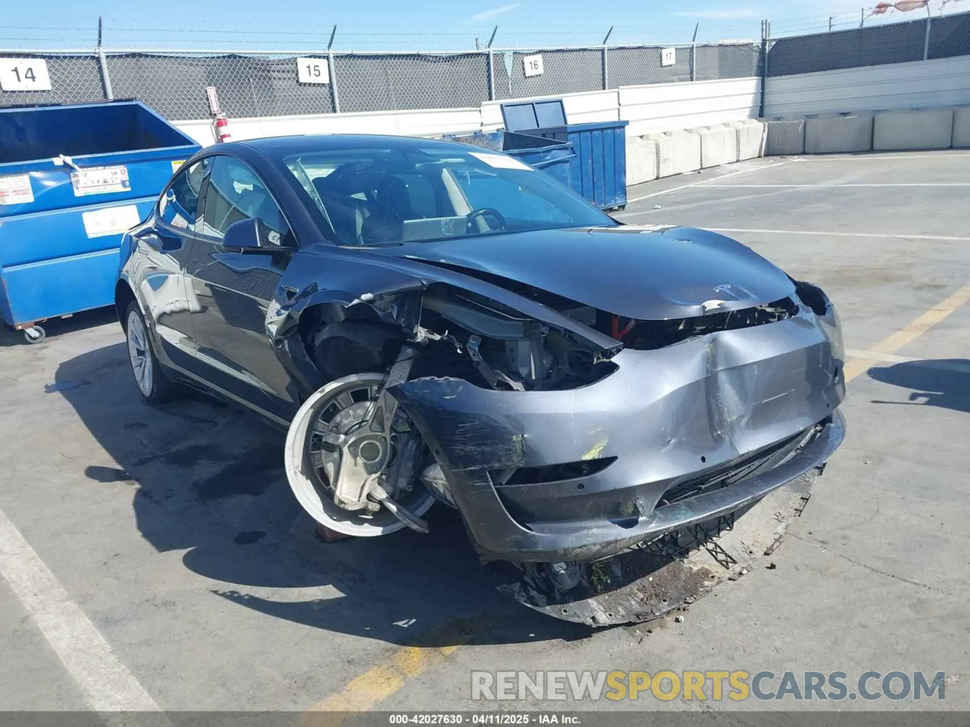 1 Фотография поврежденного автомобиля 5YJ3E1EA1NF142713 TESLA MODEL 3 2022