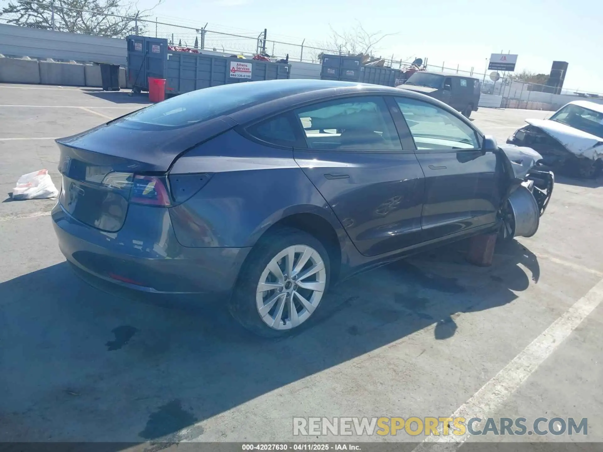 4 Фотография поврежденного автомобиля 5YJ3E1EA1NF142713 TESLA MODEL 3 2022