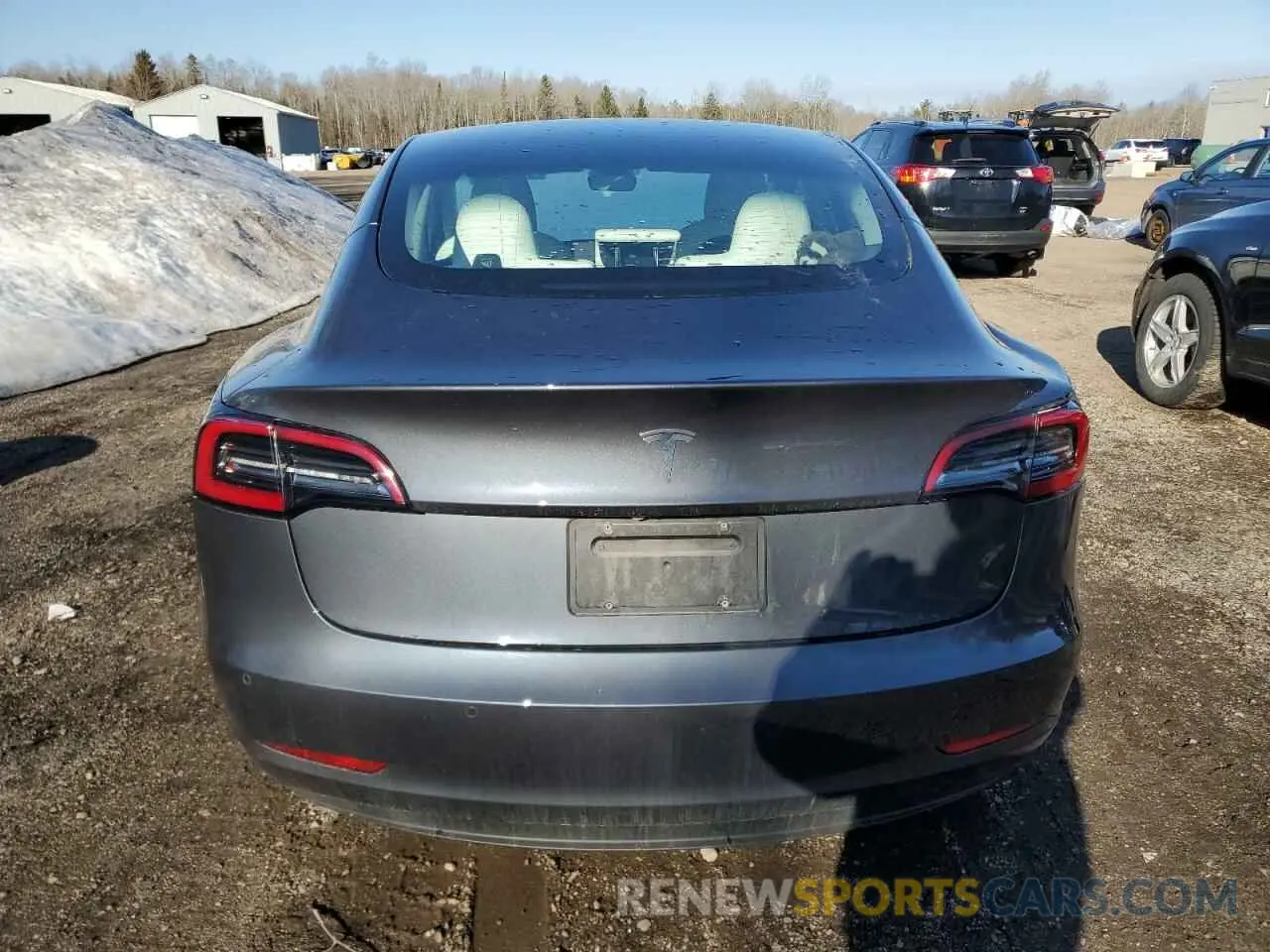 6 Photograph of a damaged car 5YJ3E1EA1NF255125 TESLA MODEL 3 2022