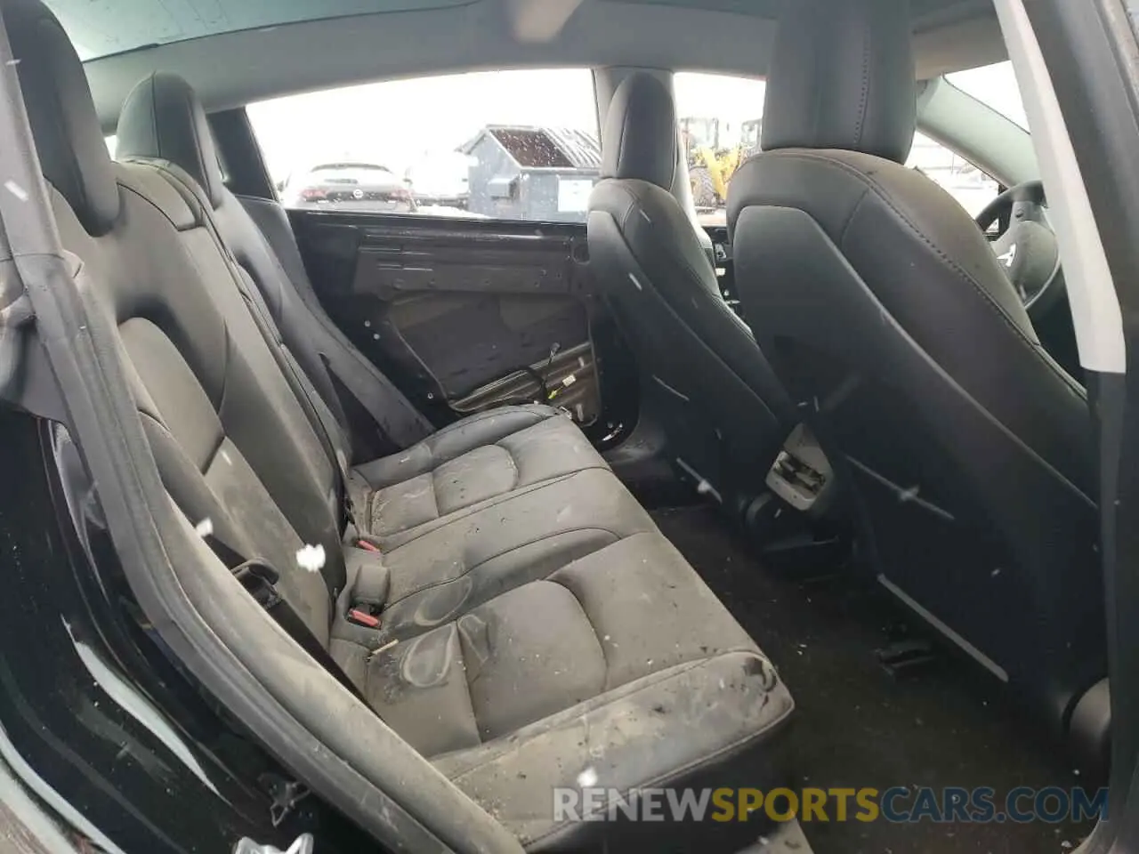 11 Photograph of a damaged car 5YJ3E1EA1NF286567 TESLA MODEL 3 2022