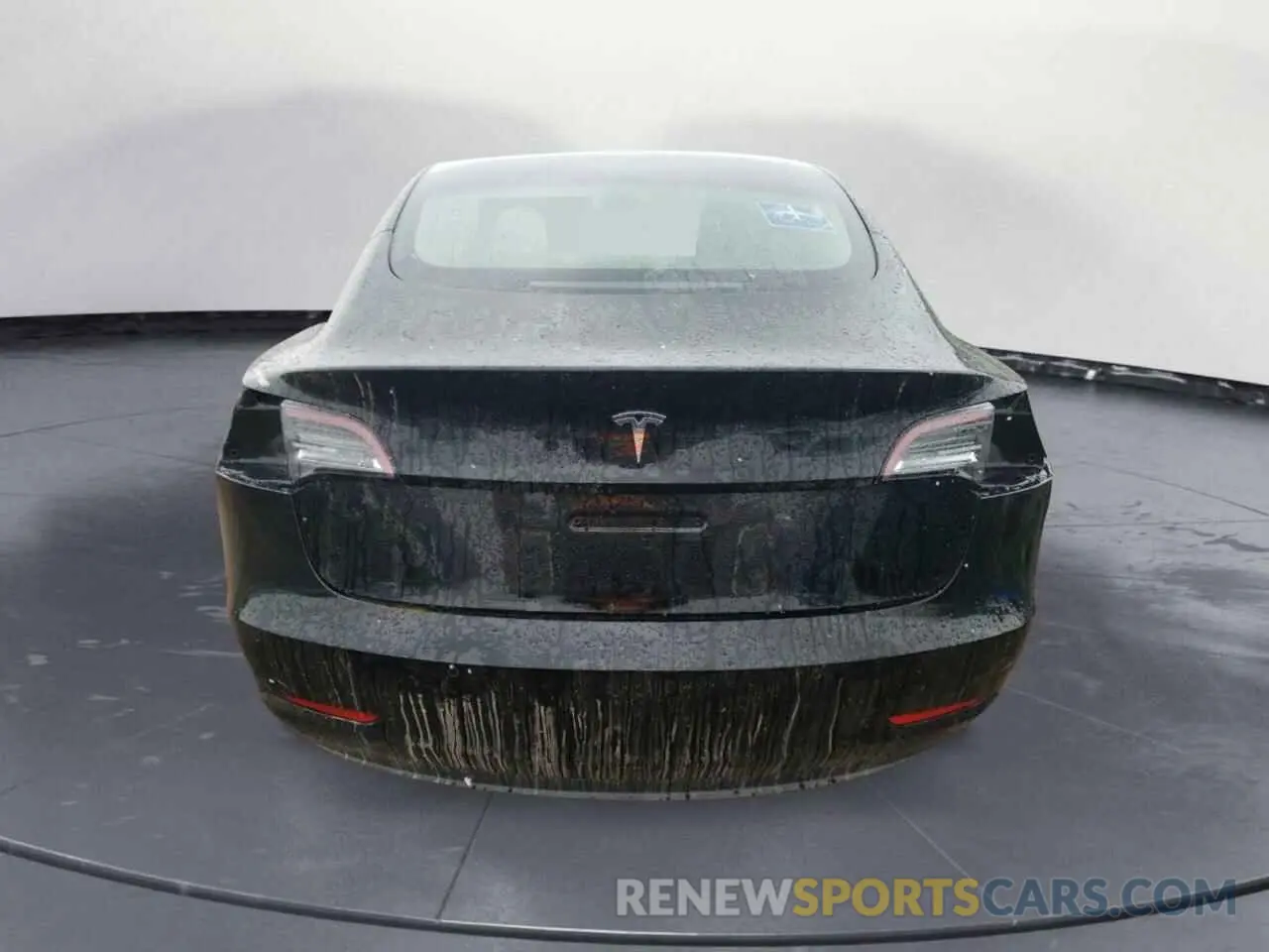 6 Photograph of a damaged car 5YJ3E1EA1NF286567 TESLA MODEL 3 2022