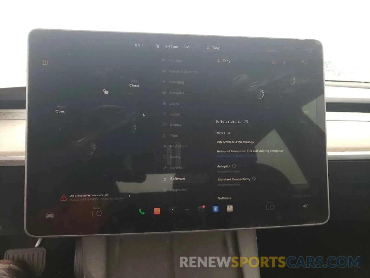 9 Photograph of a damaged car 5YJ3E1EA1NF286567 TESLA MODEL 3 2022