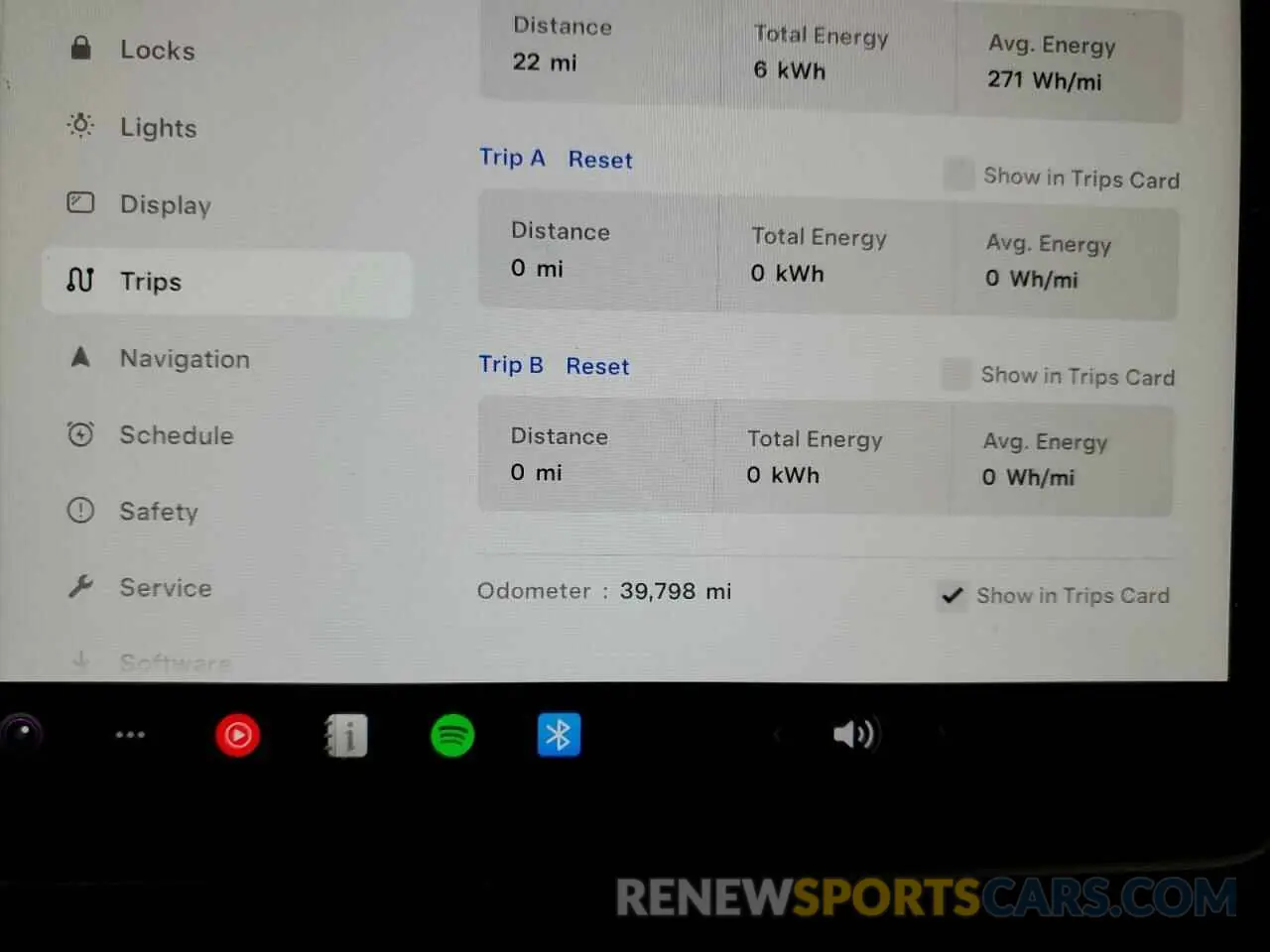 9 Photograph of a damaged car 5YJ3E1EA1NF302640 TESLA MODEL 3 2022