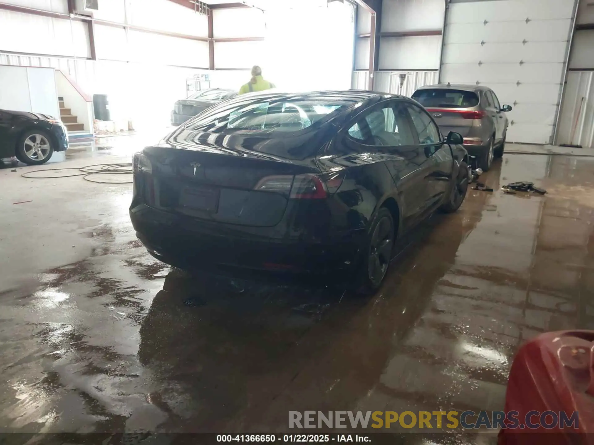 4 Photograph of a damaged car 5YJ3E1EA1NF327294 TESLA MODEL 3 2022