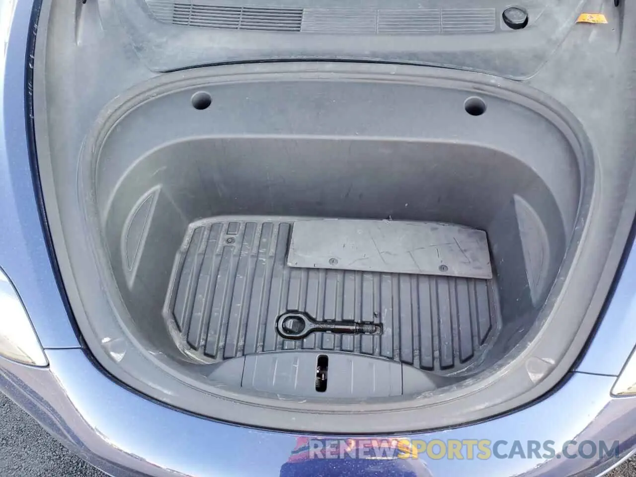 11 Photograph of a damaged car 5YJ3E1EA1NF370467 TESLA MODEL 3 2022