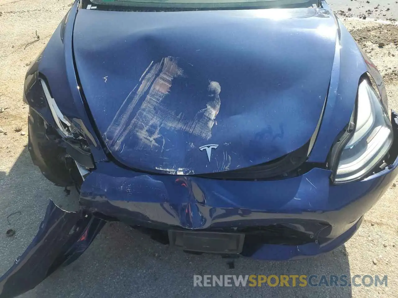 11 Photograph of a damaged car 5YJ3E1EA1NF371070 TESLA MODEL 3 2022