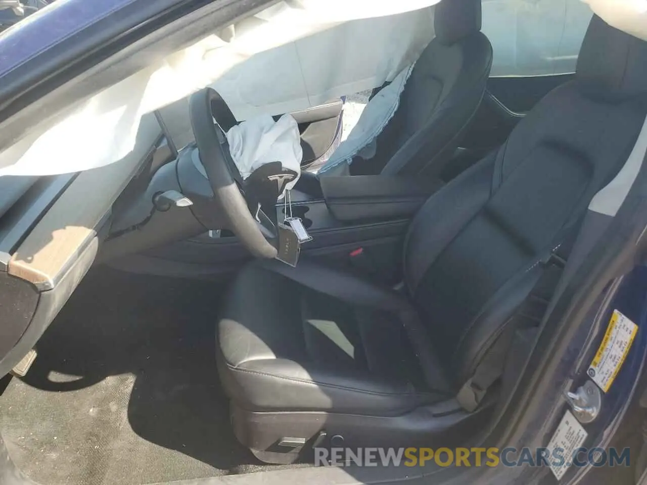 7 Photograph of a damaged car 5YJ3E1EA1NF371070 TESLA MODEL 3 2022