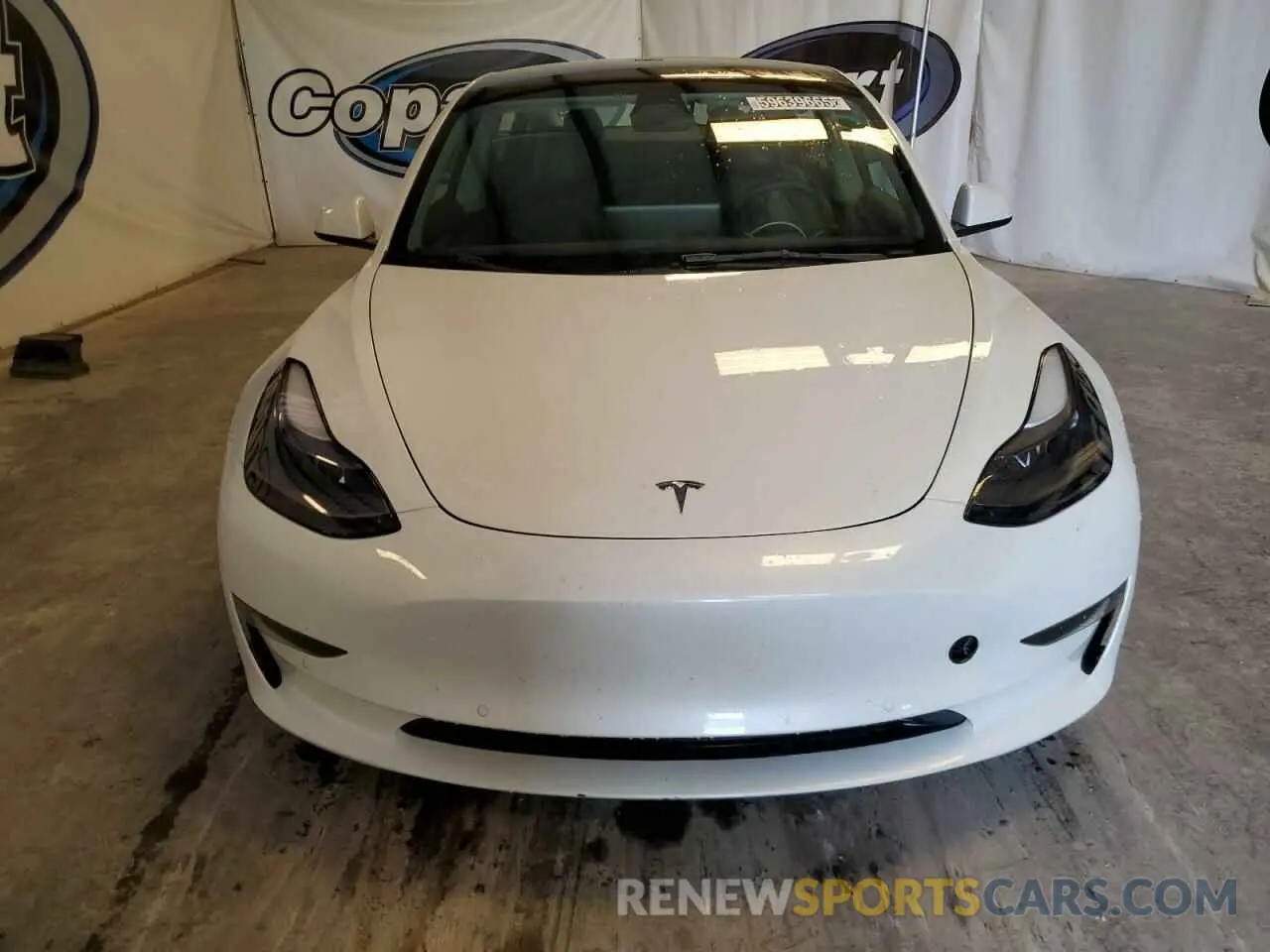 5 Photograph of a damaged car 5YJ3E1EA1NF371389 TESLA MODEL 3 2022