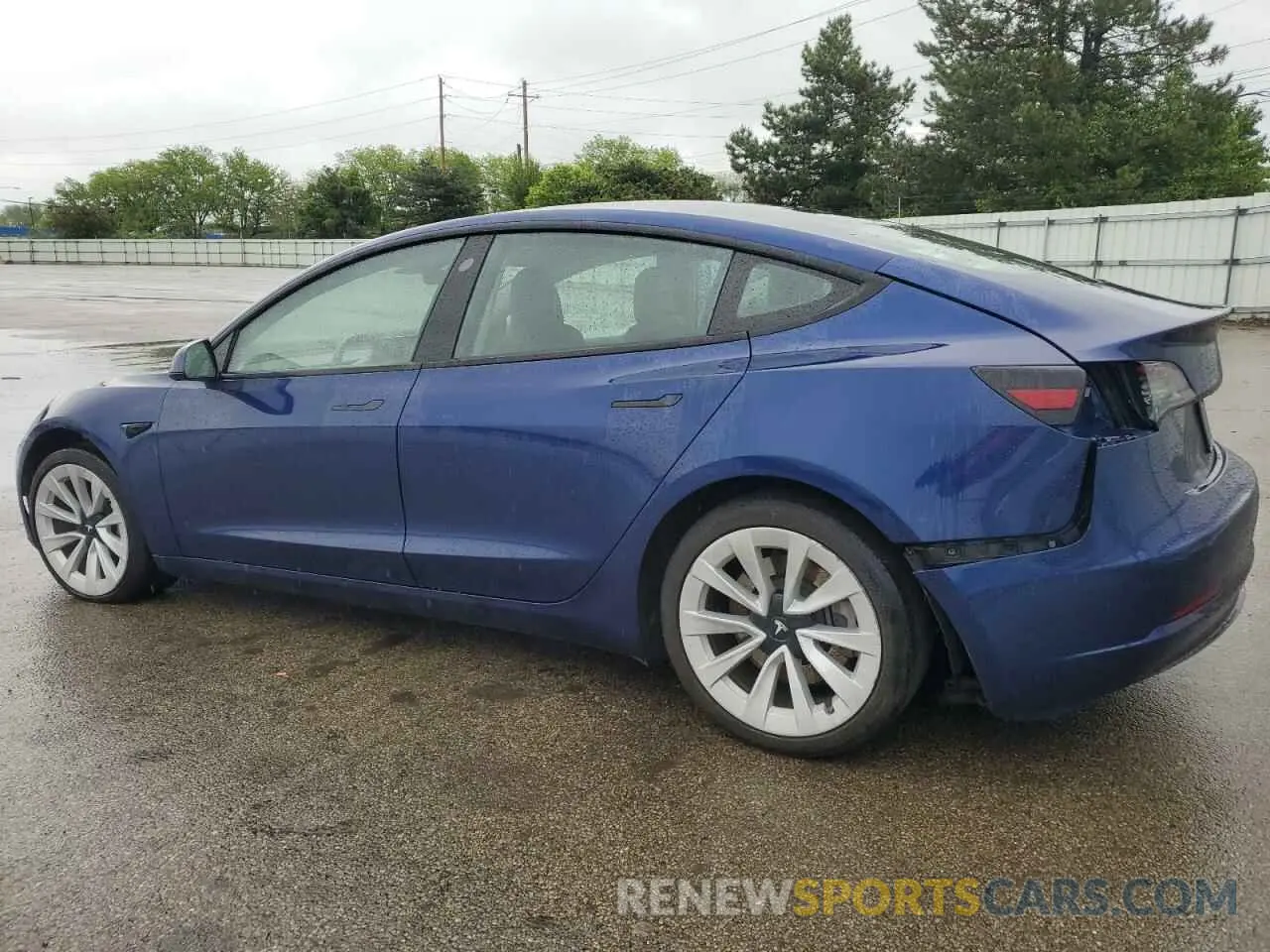 2 Photograph of a damaged car 5YJ3E1EA1NF371585 TESLA MODEL 3 2022