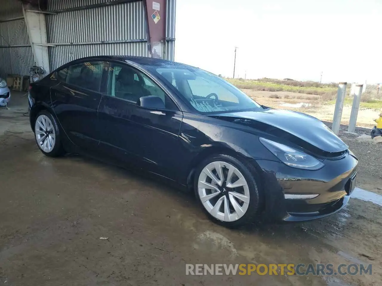 4 Photograph of a damaged car 5YJ3E1EA2NF190723 TESLA MODEL 3 2022