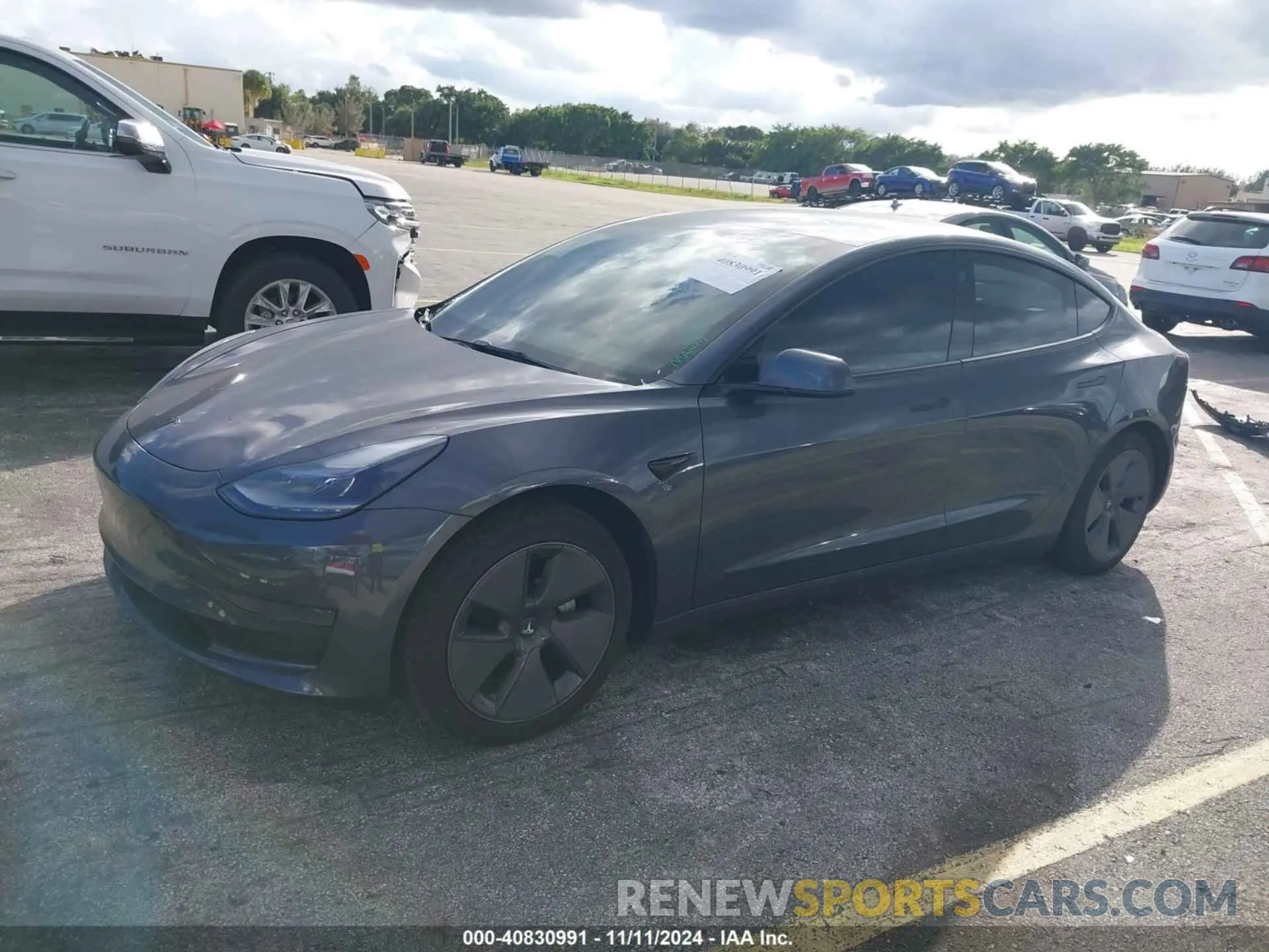 2 Photograph of a damaged car 5YJ3E1EA2NF250502 TESLA MODEL 3 2022