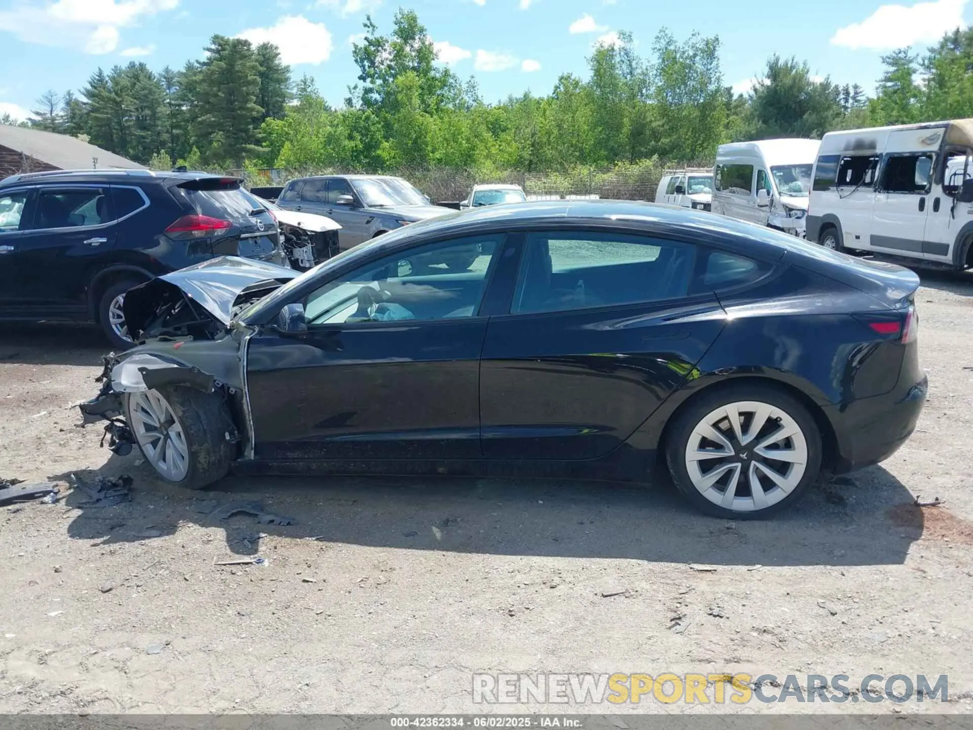 14 Photograph of a damaged car 5YJ3E1EA2NF352883 TESLA MODEL 3 2022