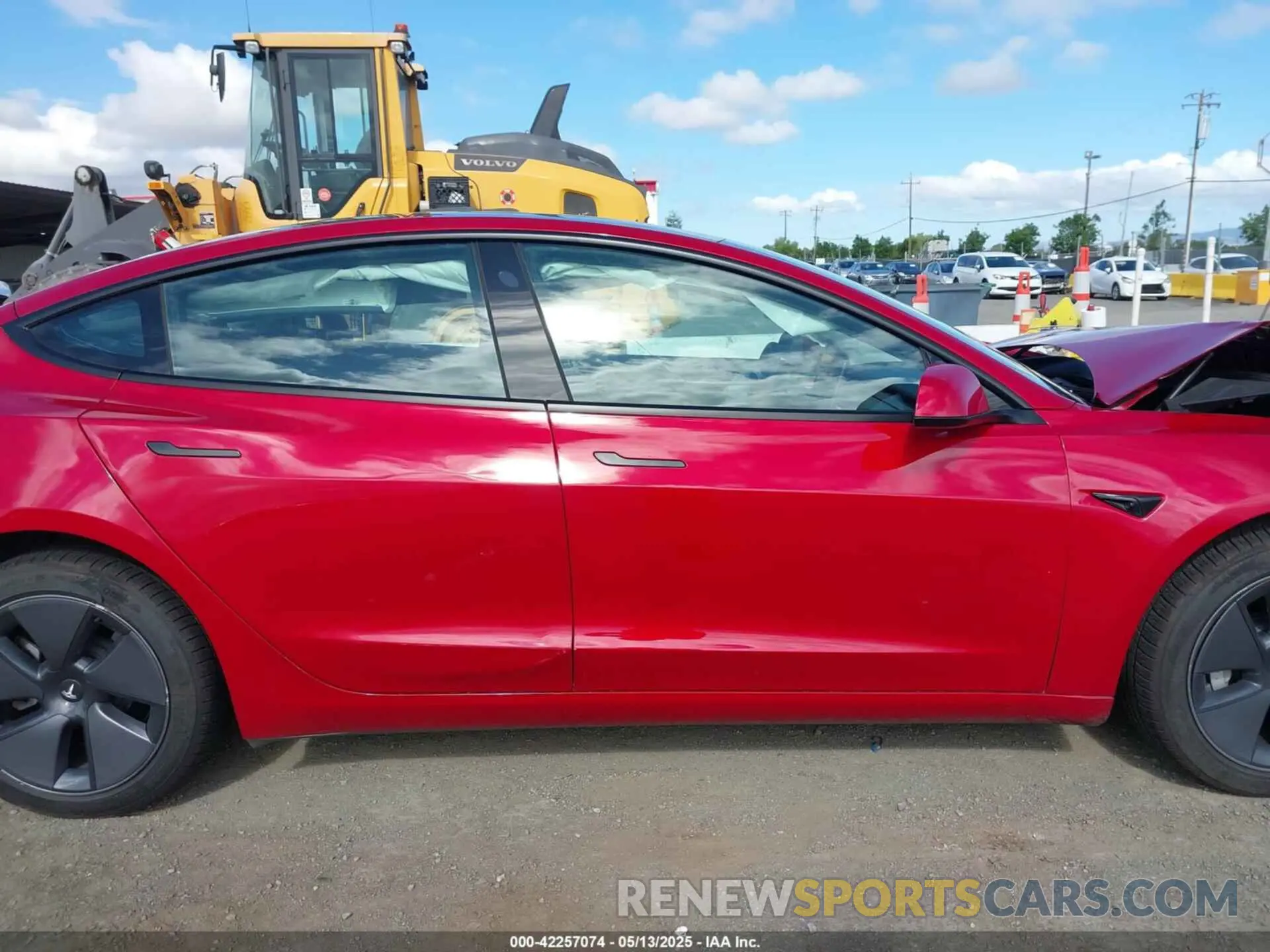14 Photograph of a damaged car 5YJ3E1EA2NF354326 TESLA MODEL 3 2022