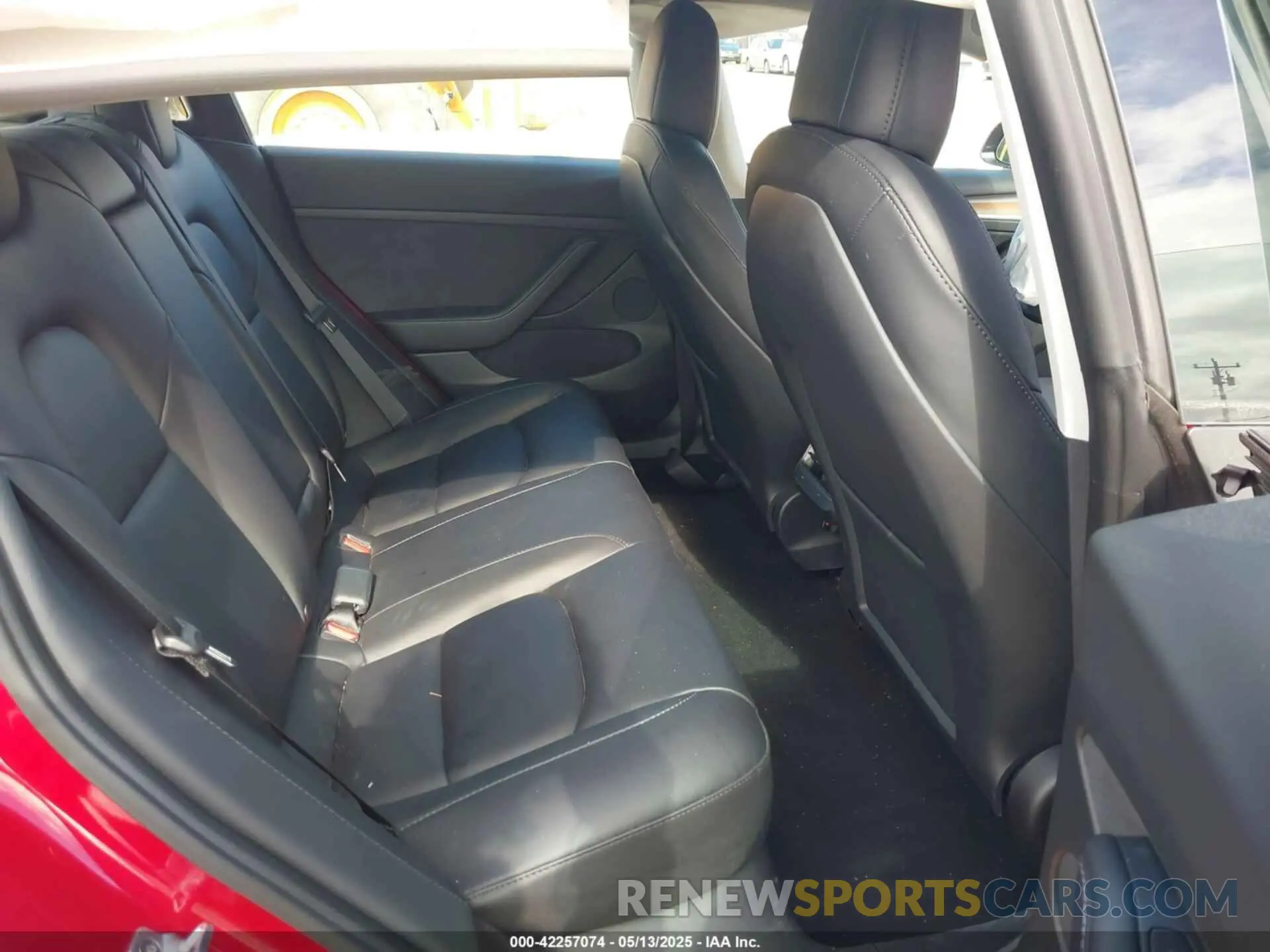 8 Photograph of a damaged car 5YJ3E1EA2NF354326 TESLA MODEL 3 2022
