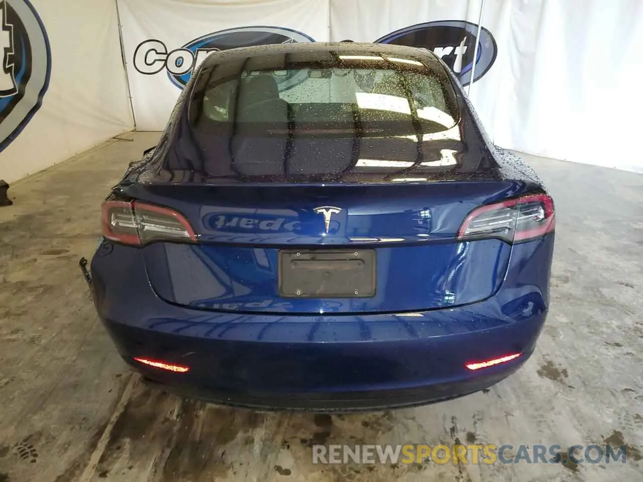 6 Photograph of a damaged car 5YJ3E1EA2NF369893 TESLA MODEL 3 2022