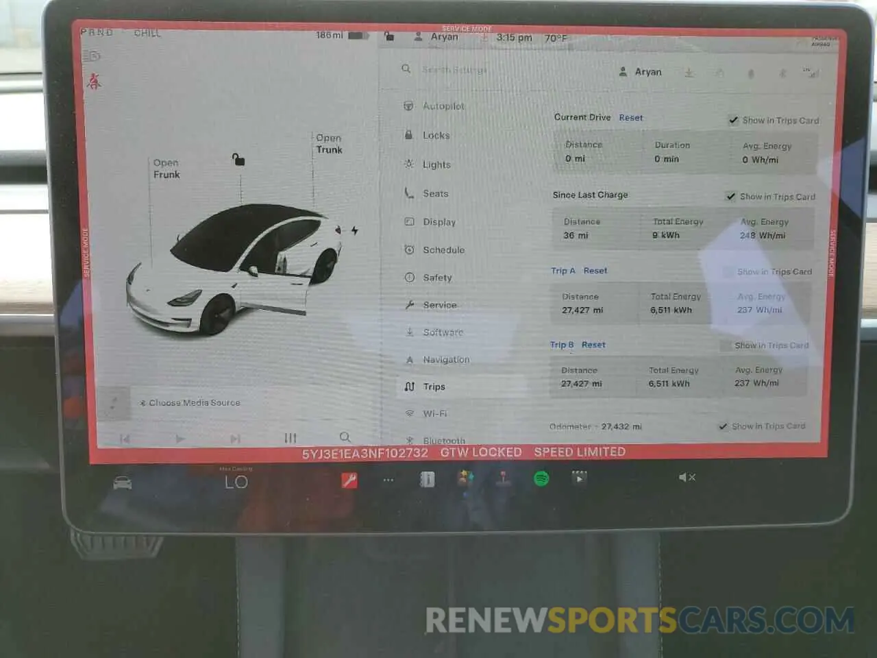 9 Photograph of a damaged car 5YJ3E1EA3NF102732 TESLA MODEL 3 2022