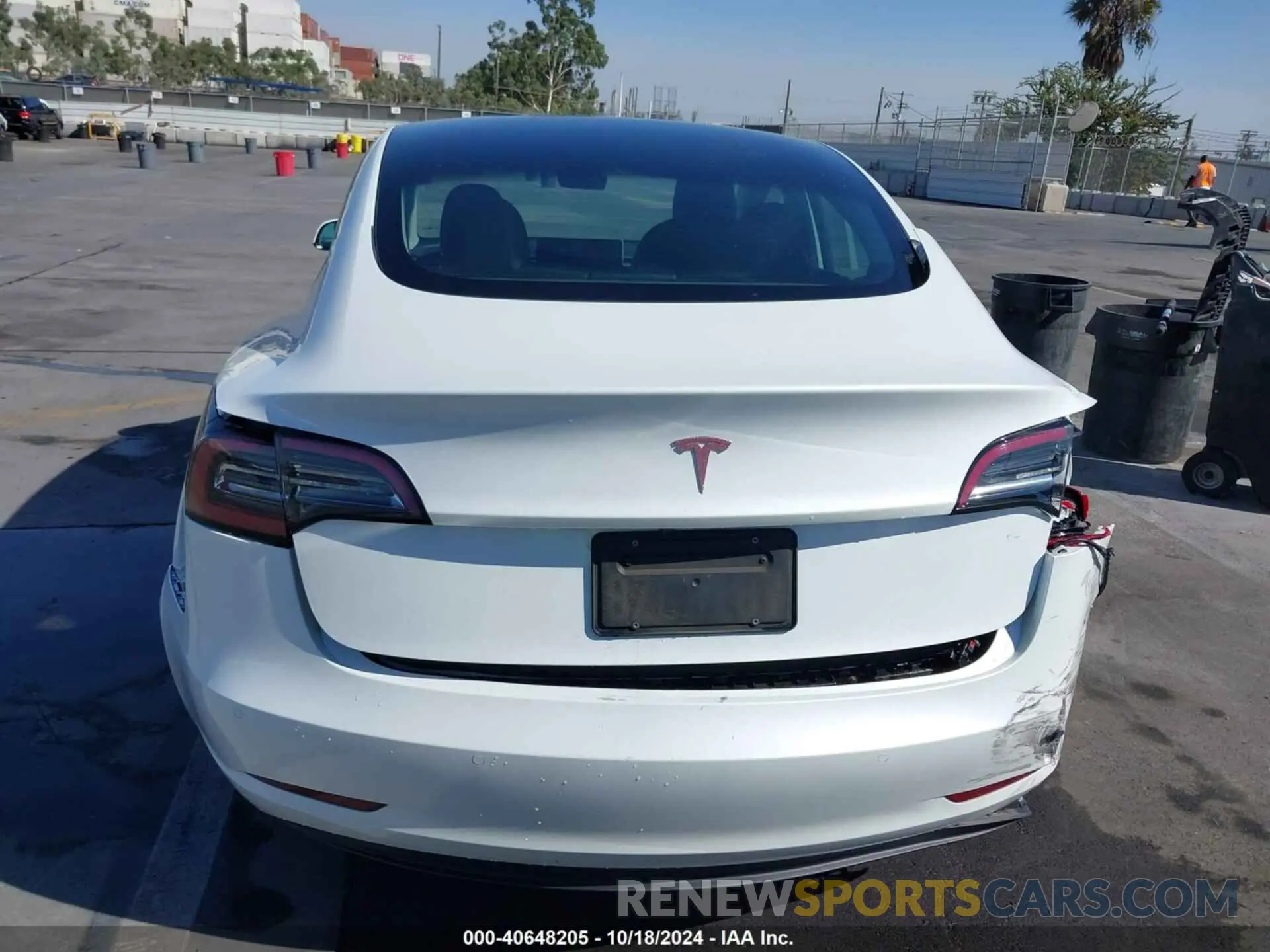 16 Photograph of a damaged car 5YJ3E1EA3NF117036 TESLA MODEL 3 2022