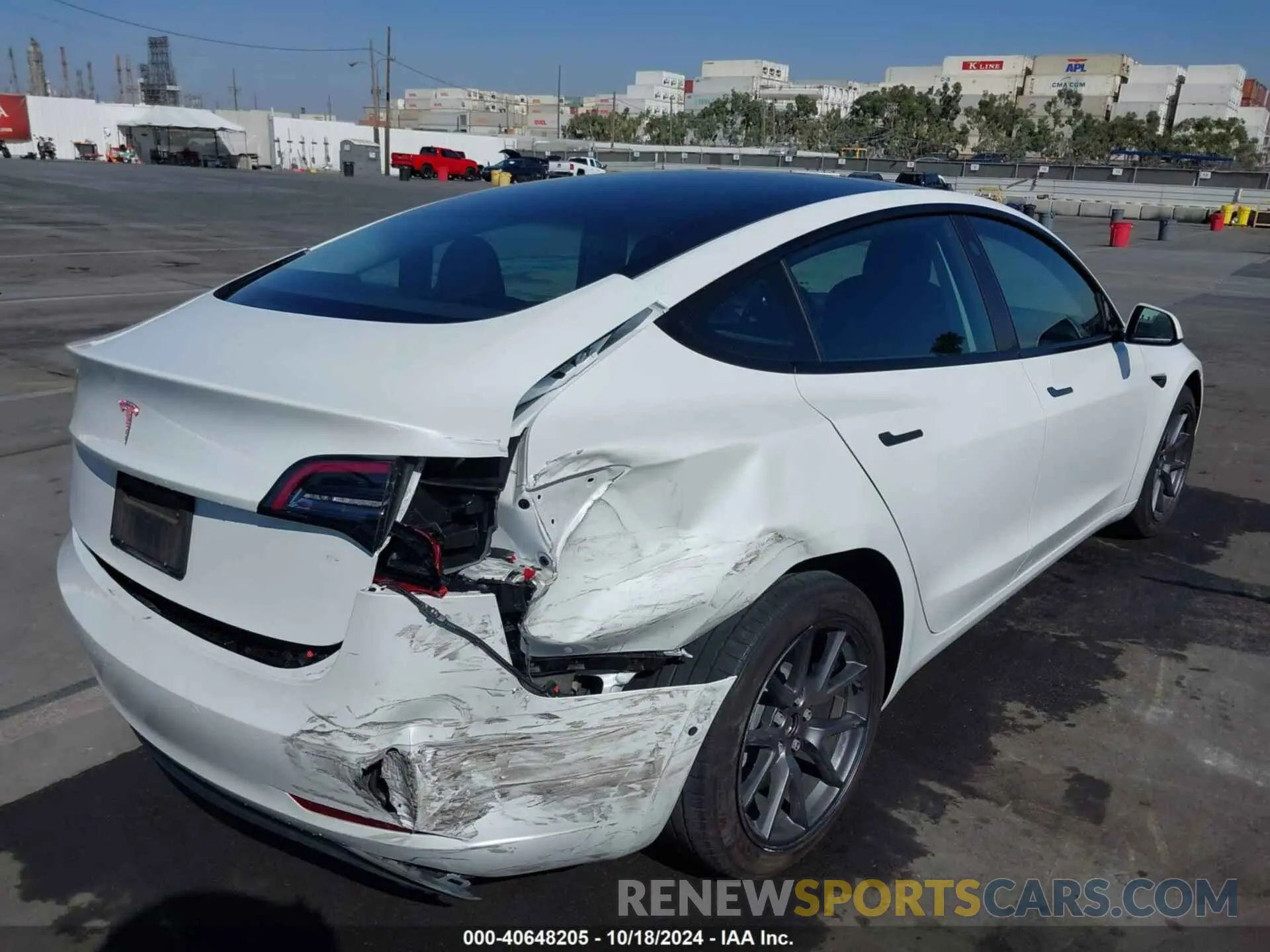 6 Photograph of a damaged car 5YJ3E1EA3NF117036 TESLA MODEL 3 2022