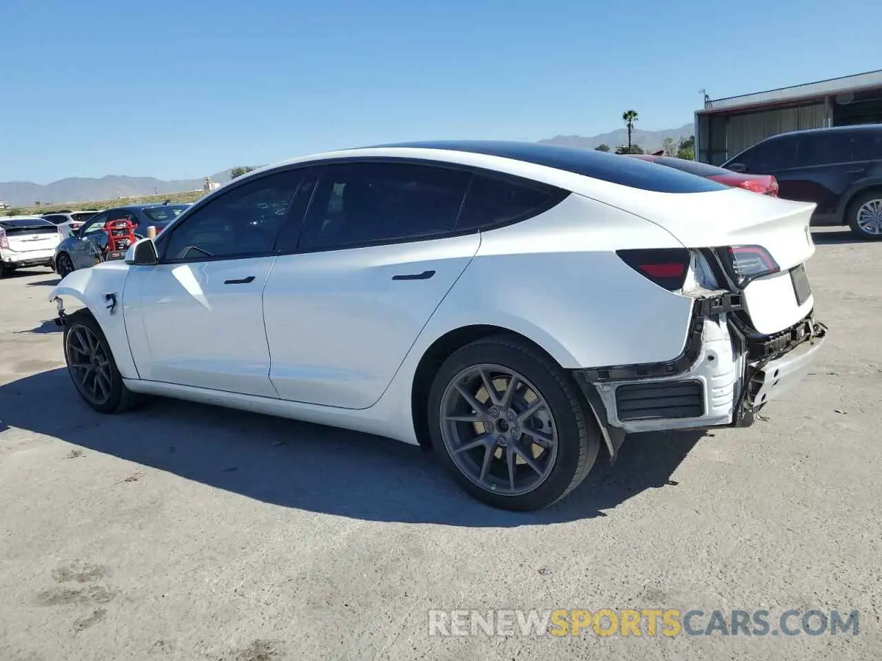 2 Фотография поврежденного автомобиля 5YJ3E1EA3NF125895 TESLA MODEL 3 2022