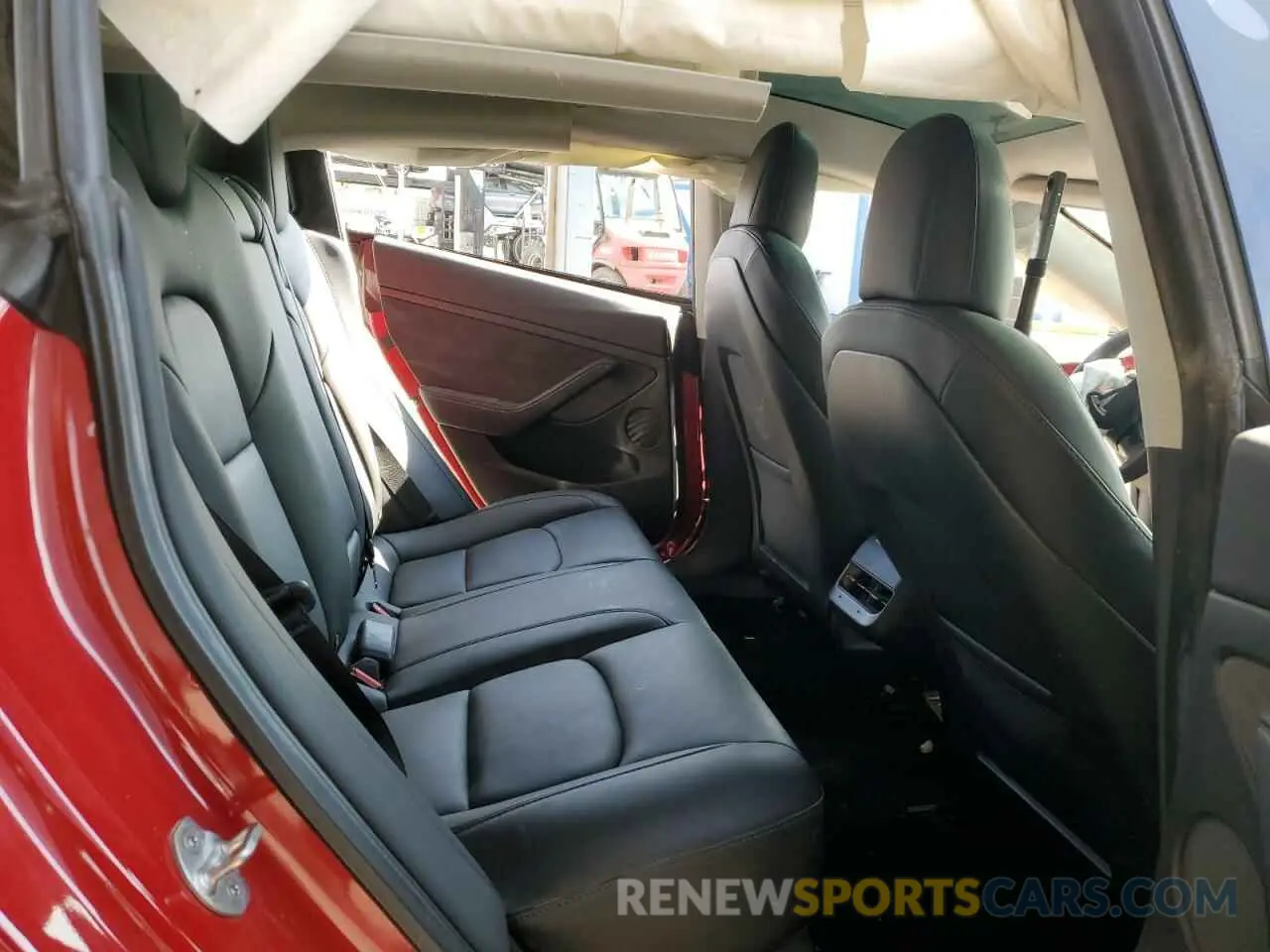 10 Photograph of a damaged car 5YJ3E1EA3NF131499 TESLA MODEL 3 2022