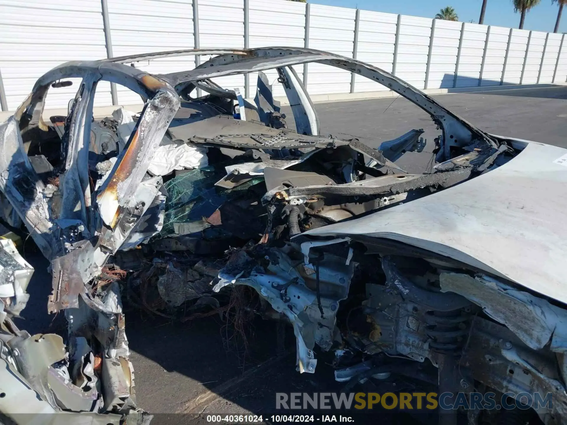6 Photograph of a damaged car 5YJ3E1EA3NF143510 TESLA MODEL 3 2022