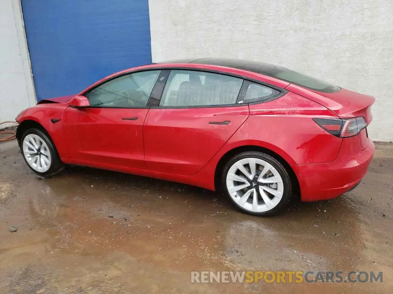 2 Photograph of a damaged car 5YJ3E1EA3NF184929 TESLA MODEL 3 2022