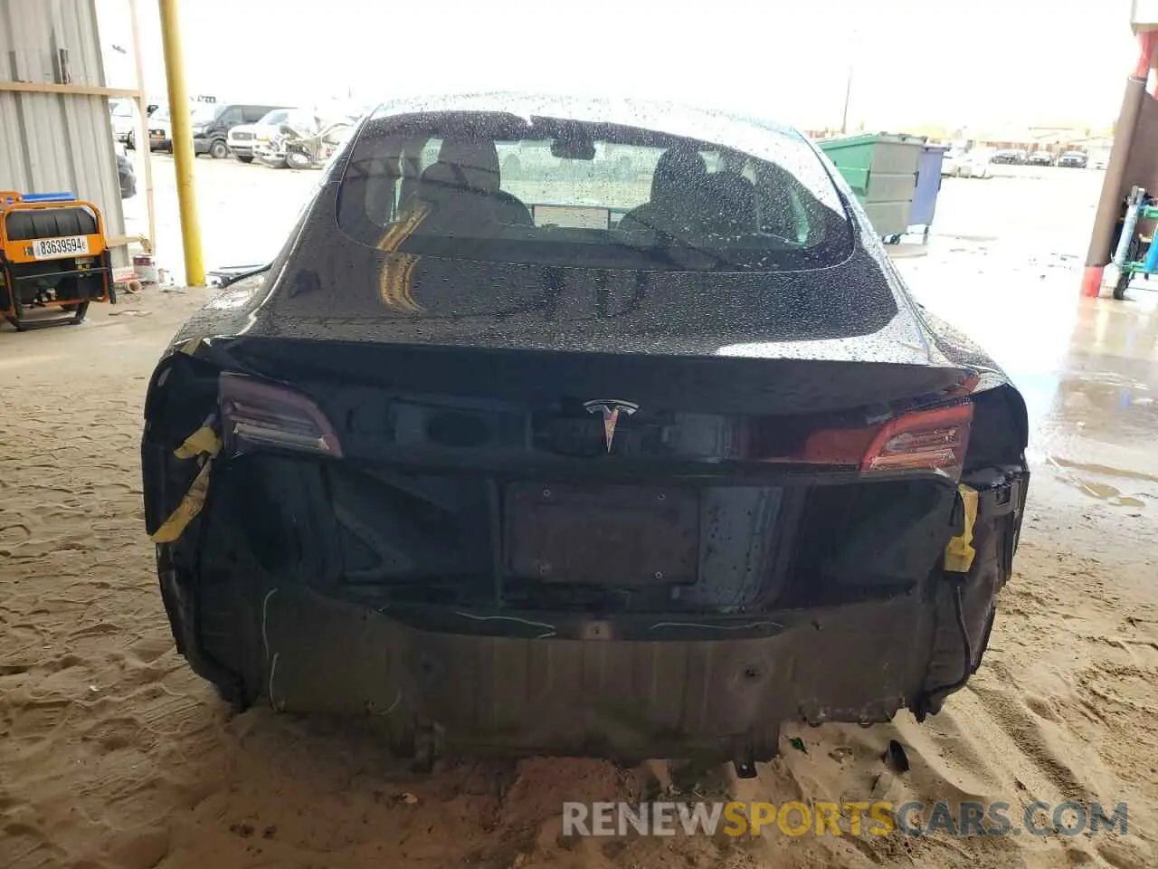 6 Photograph of a damaged car 5YJ3E1EA3NF185806 TESLA MODEL 3 2022