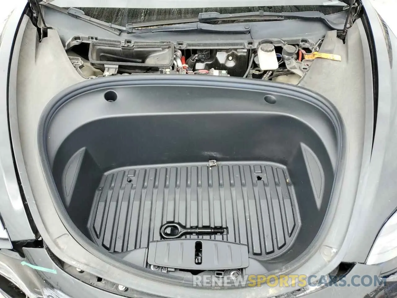 11 Photograph of a damaged car 5YJ3E1EA3NF190102 TESLA MODEL 3 2022