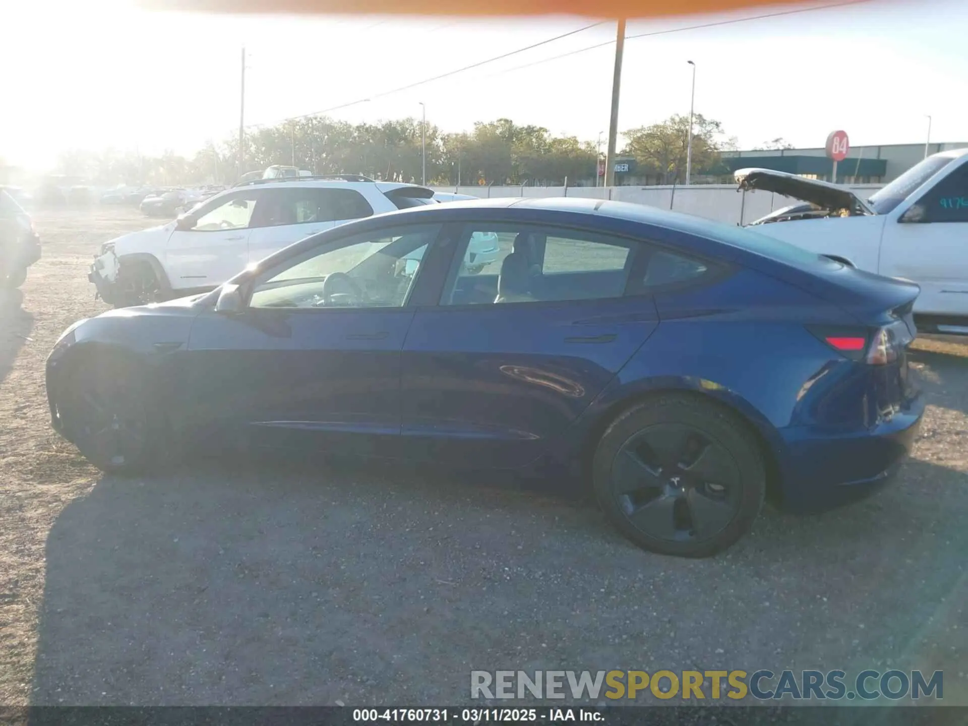 14 Photograph of a damaged car 5YJ3E1EA3NF190553 TESLA MODEL 3 2022